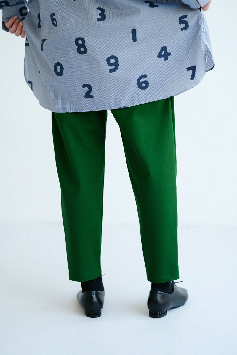 予約】イージーテーパードパンツ