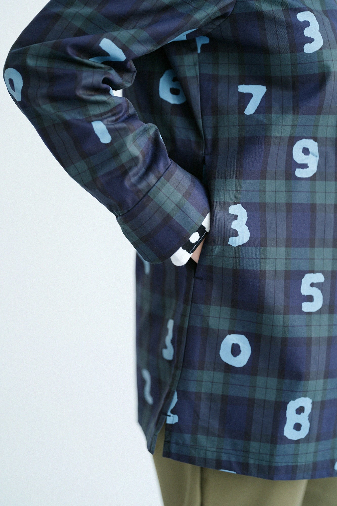 【3月17日頃発送予定】高密度ツイル スタンドカラー ショートコート／SO-SU-U ブラックウォッチ