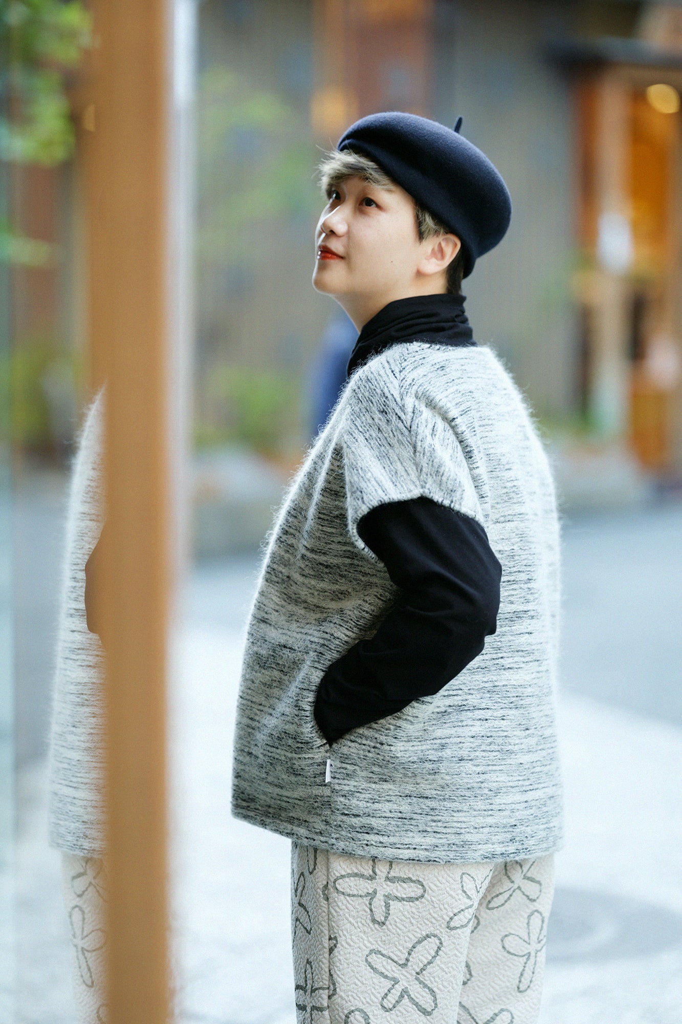 雙層梳毛 針織 台形上衣 肩線／淺灰色