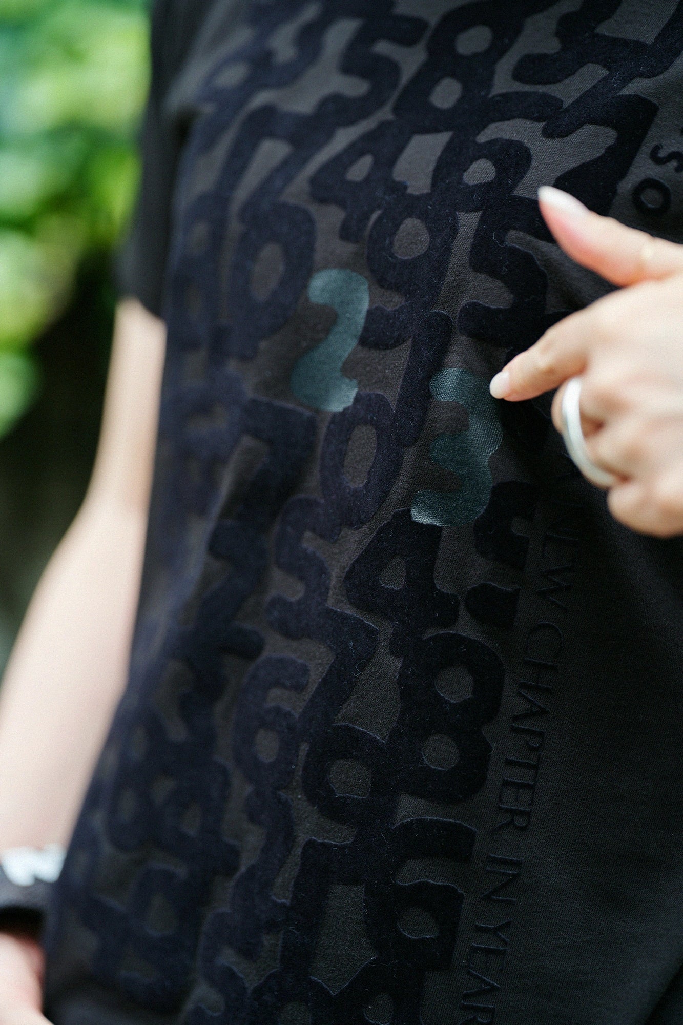 [Expédition prévue vers le 7 juillet] T-shirt à manches courtes du 23e anniversaire [5.0]/Noir