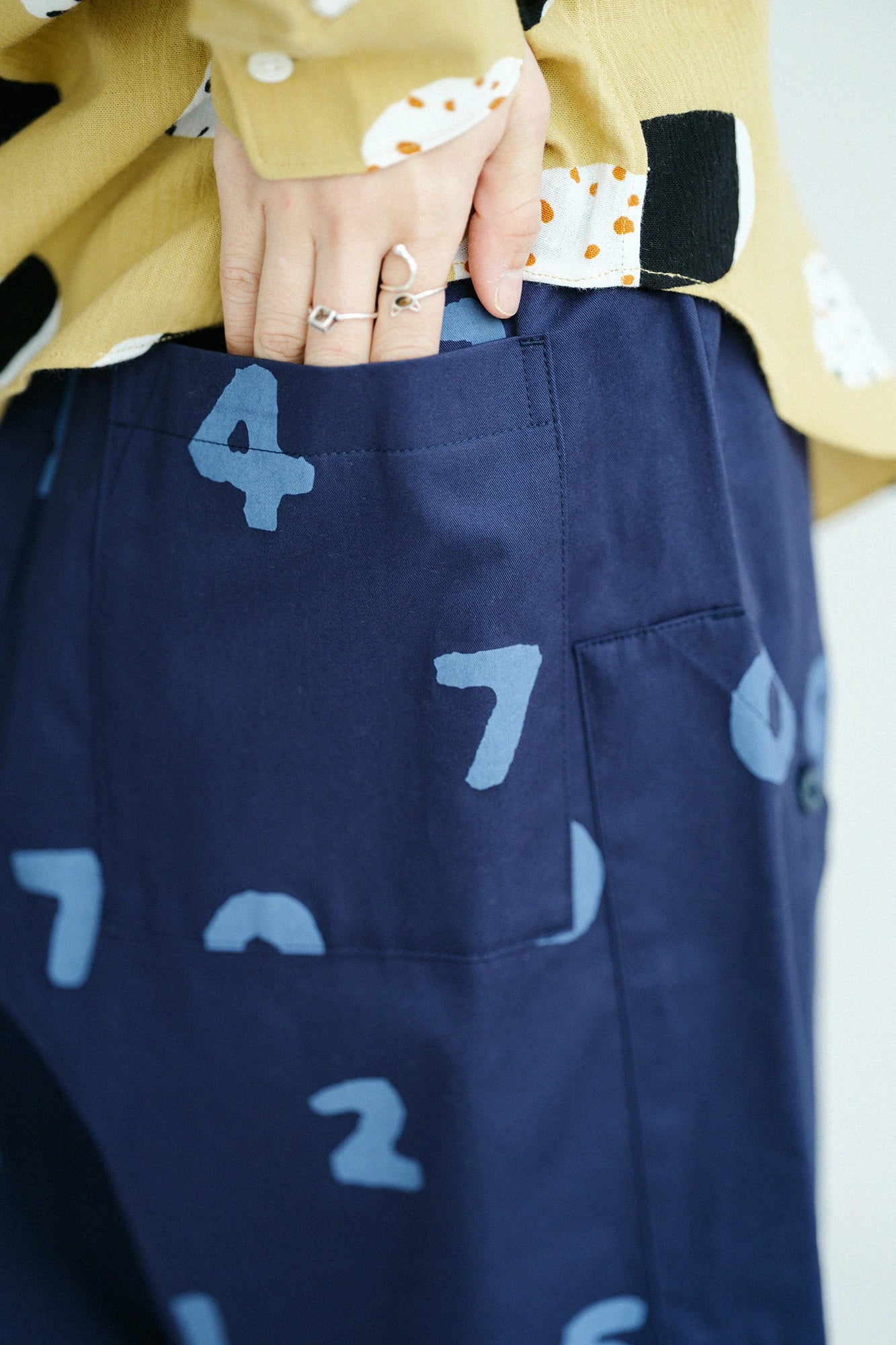 [Versand voraussichtlich um den 10. März] Cleanse (R) Twill BIKE-Shorts/SO-SU-U Marine