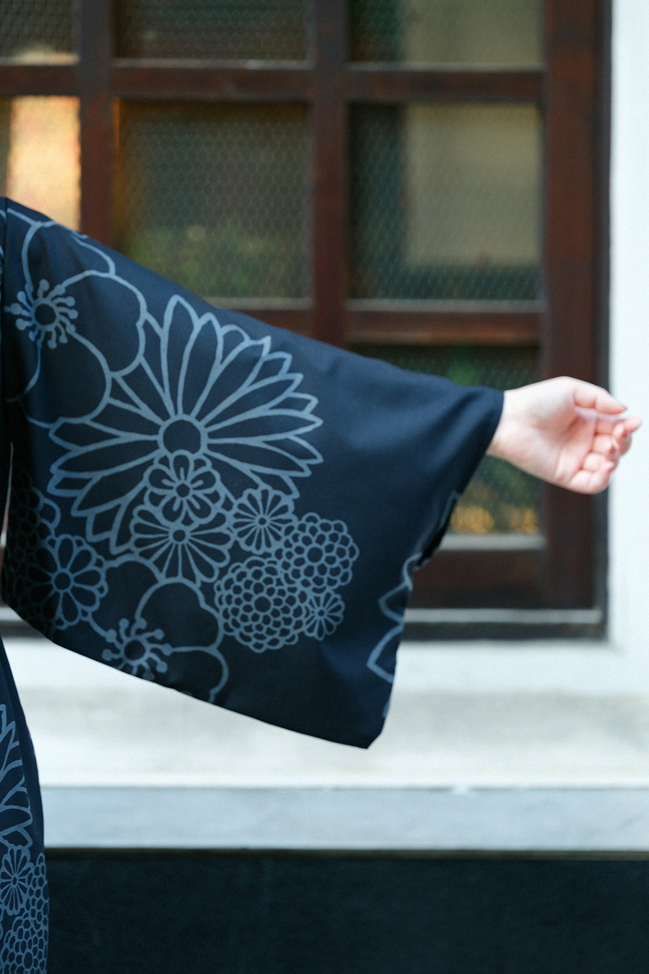 梳毛 半衿和服形洋裝／金襴緞子黑色