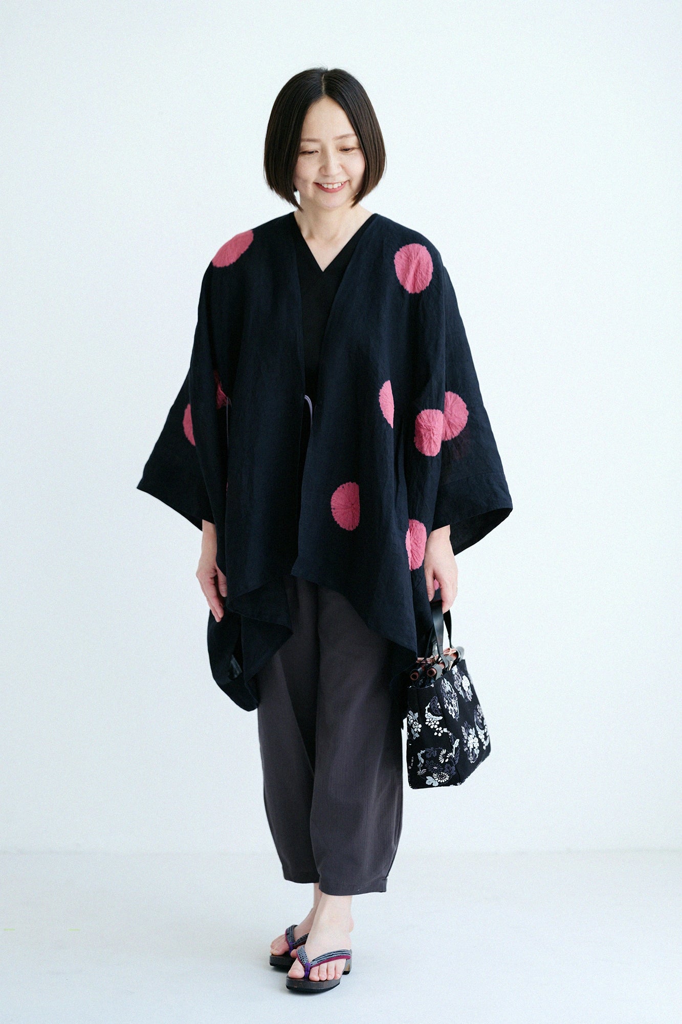 'Height:'164 cm,'WearsTaille : »Women F