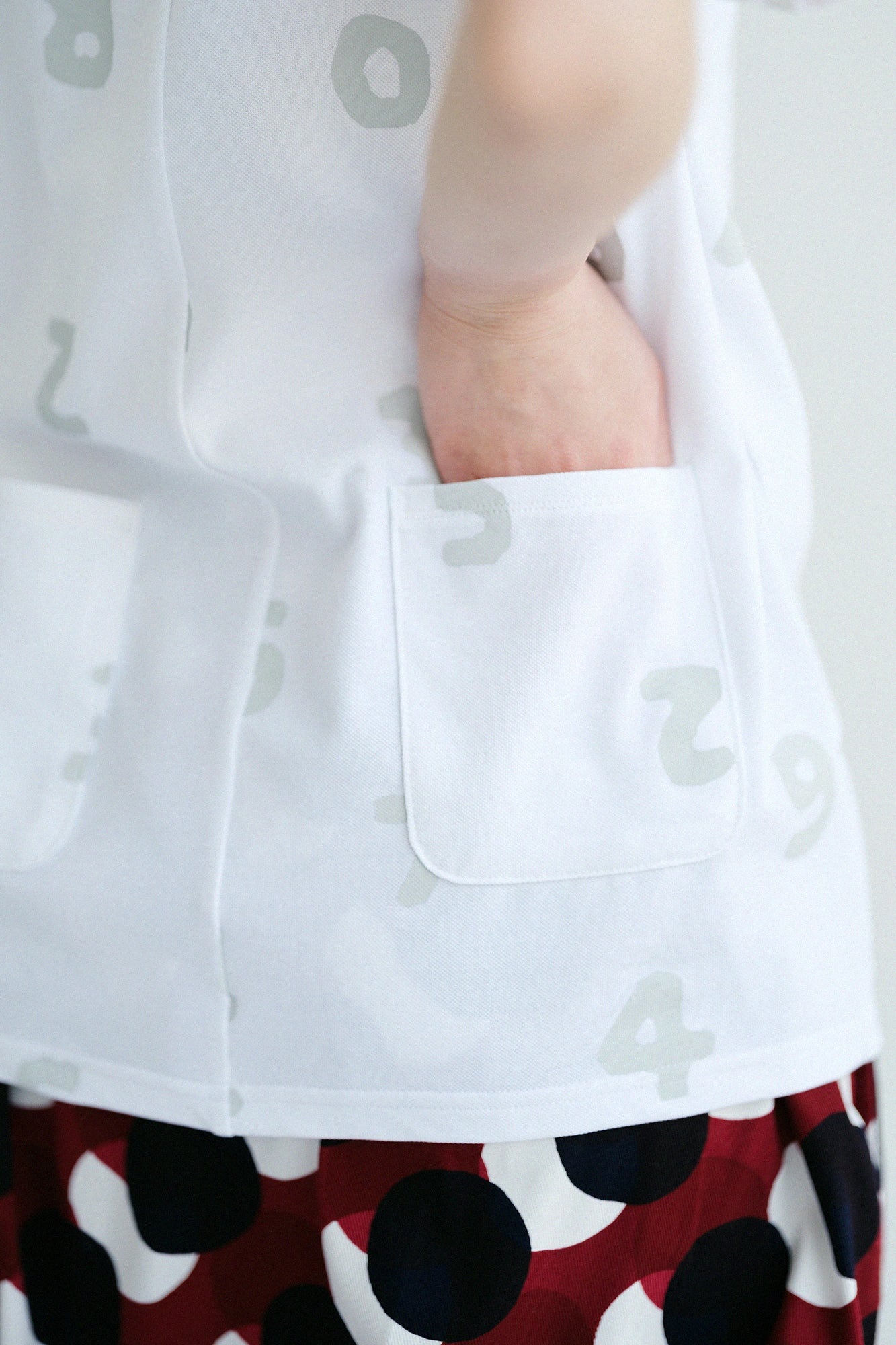 [Expédition prévue vers le 28 avril] C/CM(R) T-shirt découpé en tricot Kanoko/SO-SU-U Haut et bas et marges Blanc