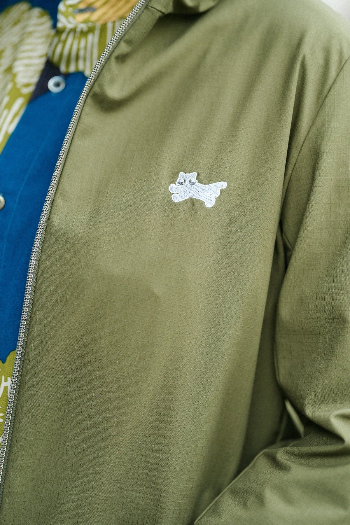 【10月上旬発送予定】ミリタリーリップストップ ZIP UP フードジャケット／オリーブグリーン