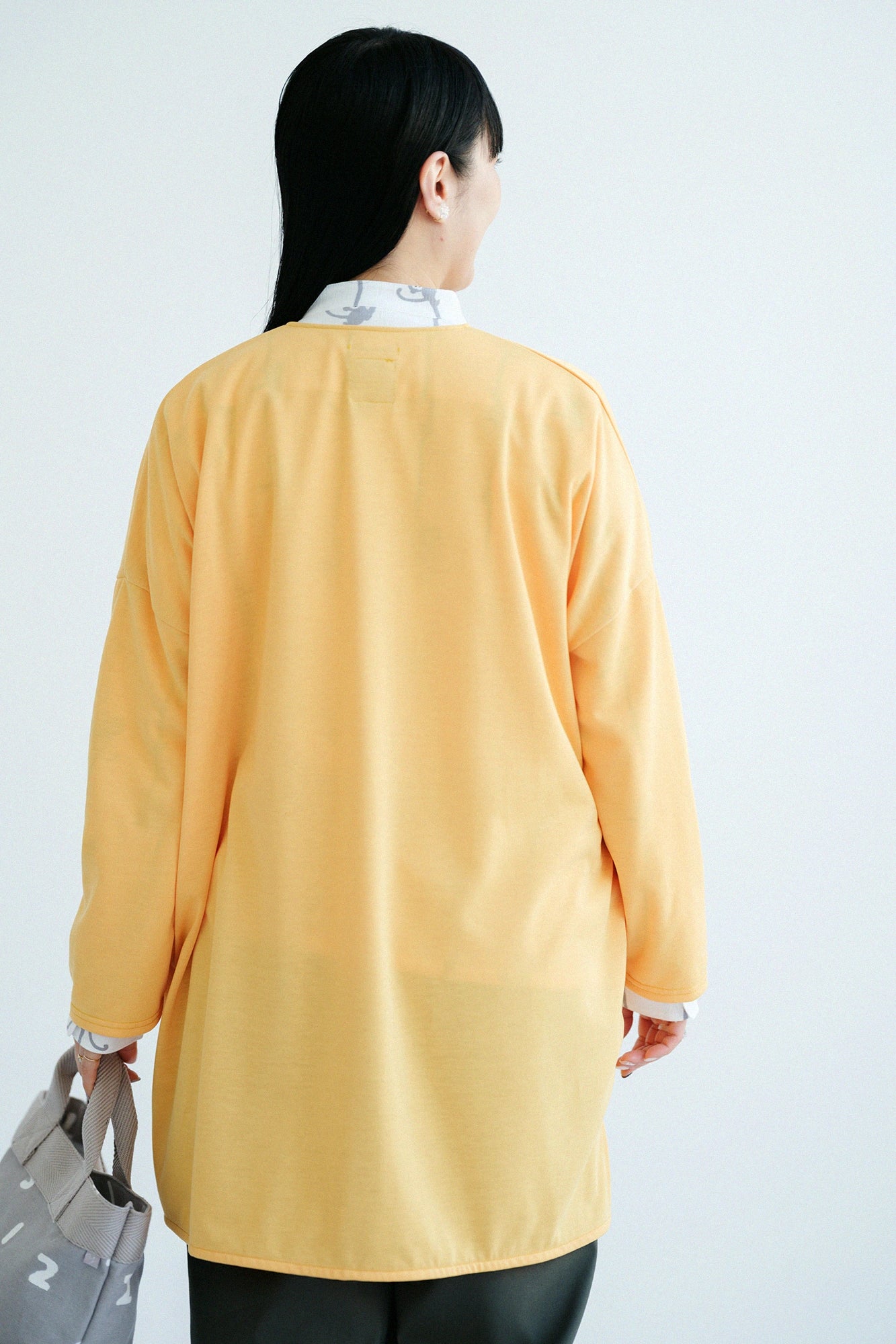 【3월 17일경 발송 예정】병렬 얀 저지 V넥빛튜닉코트/옐로우