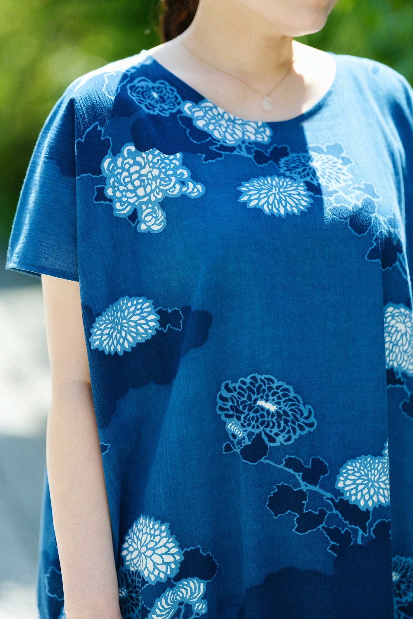 【Ships ard. 6/23】Chizimi Cotton 20/20 Ainasen Rectangular Dress / Kumodori in Chrysanthemum