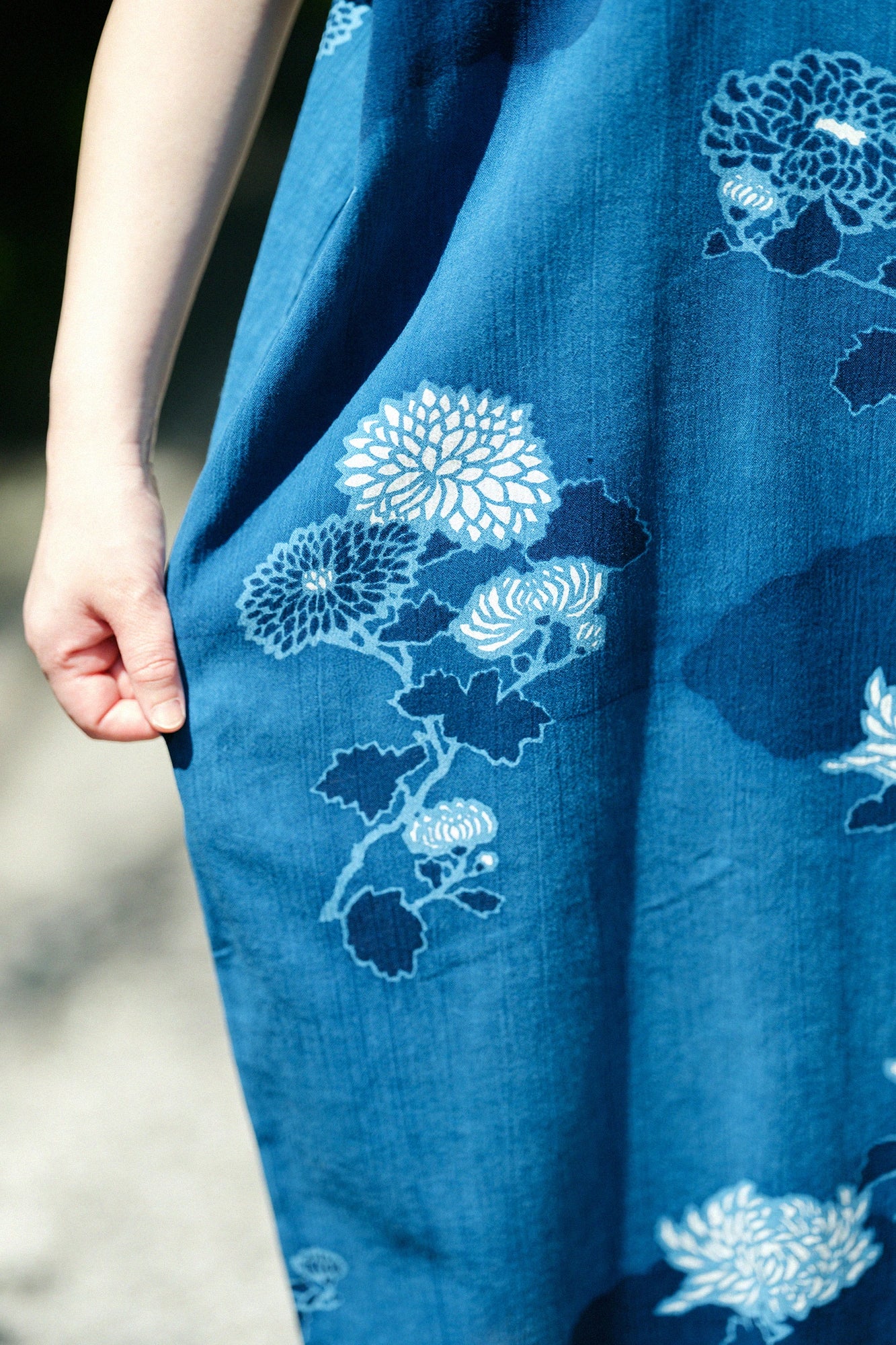 【Ships ard. 6/23】Chizimi Cotton 20/20 Ainasen Rectangular Dress / Kumodori in Chrysanthemum