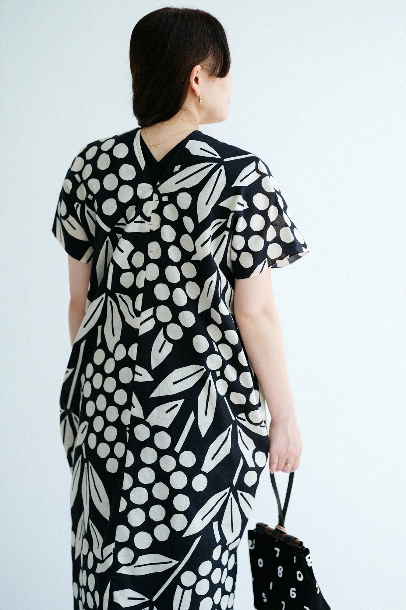 'Height:'154cm,'WearsGröße: Damen F,右上