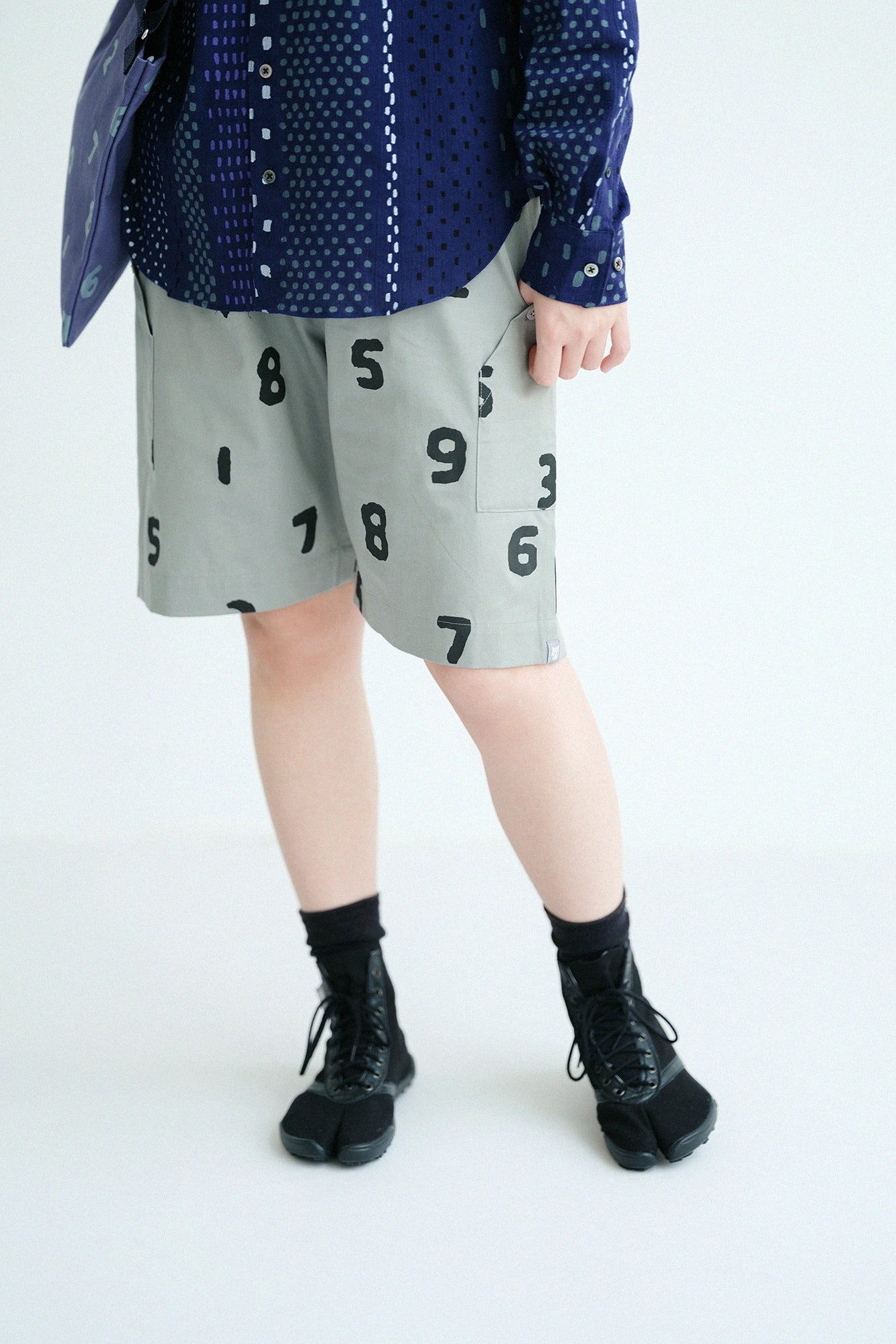 [Versand voraussichtlich um den 10. März] Cleanse (R) Twill BIKE-Shorts/SO-SU-U grau