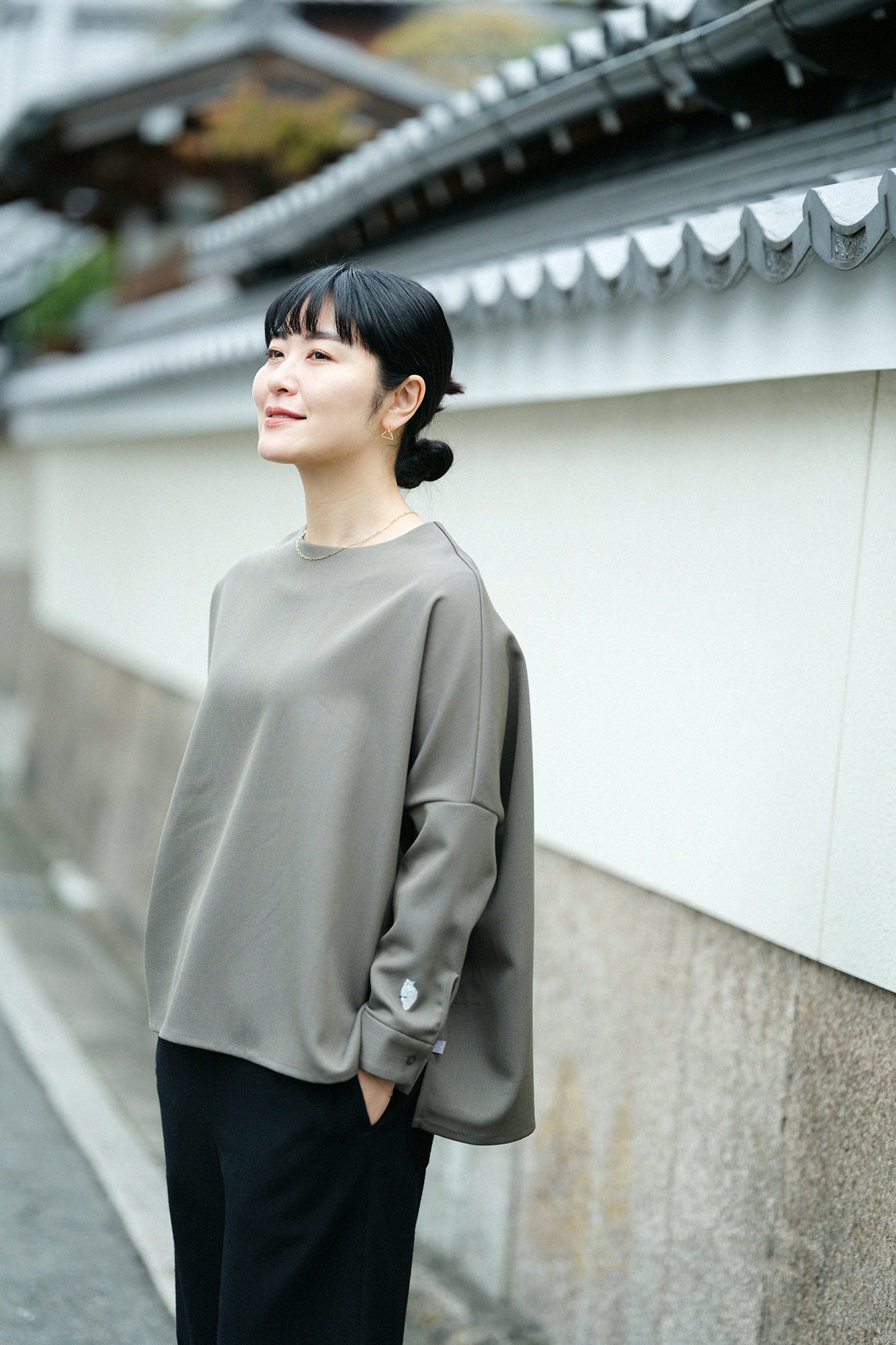 【Pre-order】Alpinix Largo Blouse／Moss Grey（※Scheduled to be shipped around Dec 9）