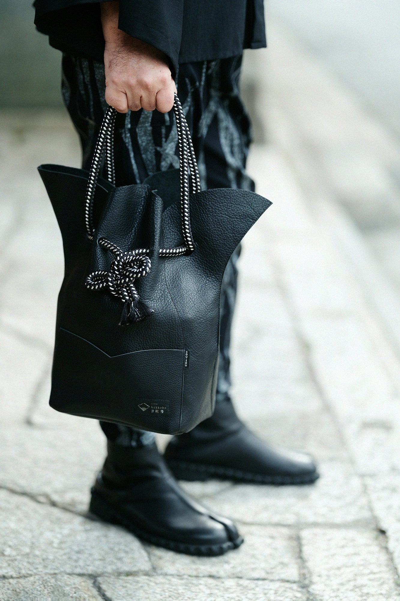 蓮結（はすゆい） 中 SOU・SOU×吉靴房／濡羽色（ぬればいろ）