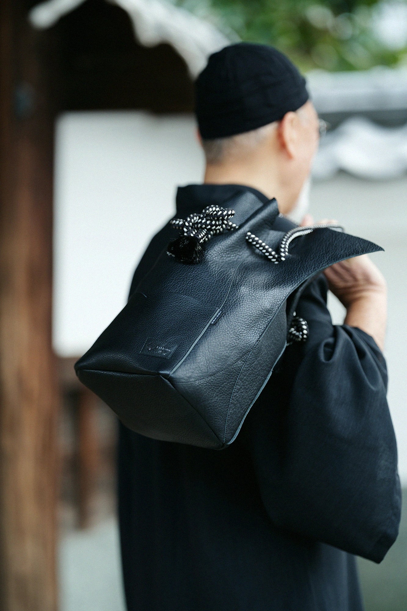 蓮結（はすゆい） 中 SOU・SOU×吉靴房／濡羽色（ぬればいろ）