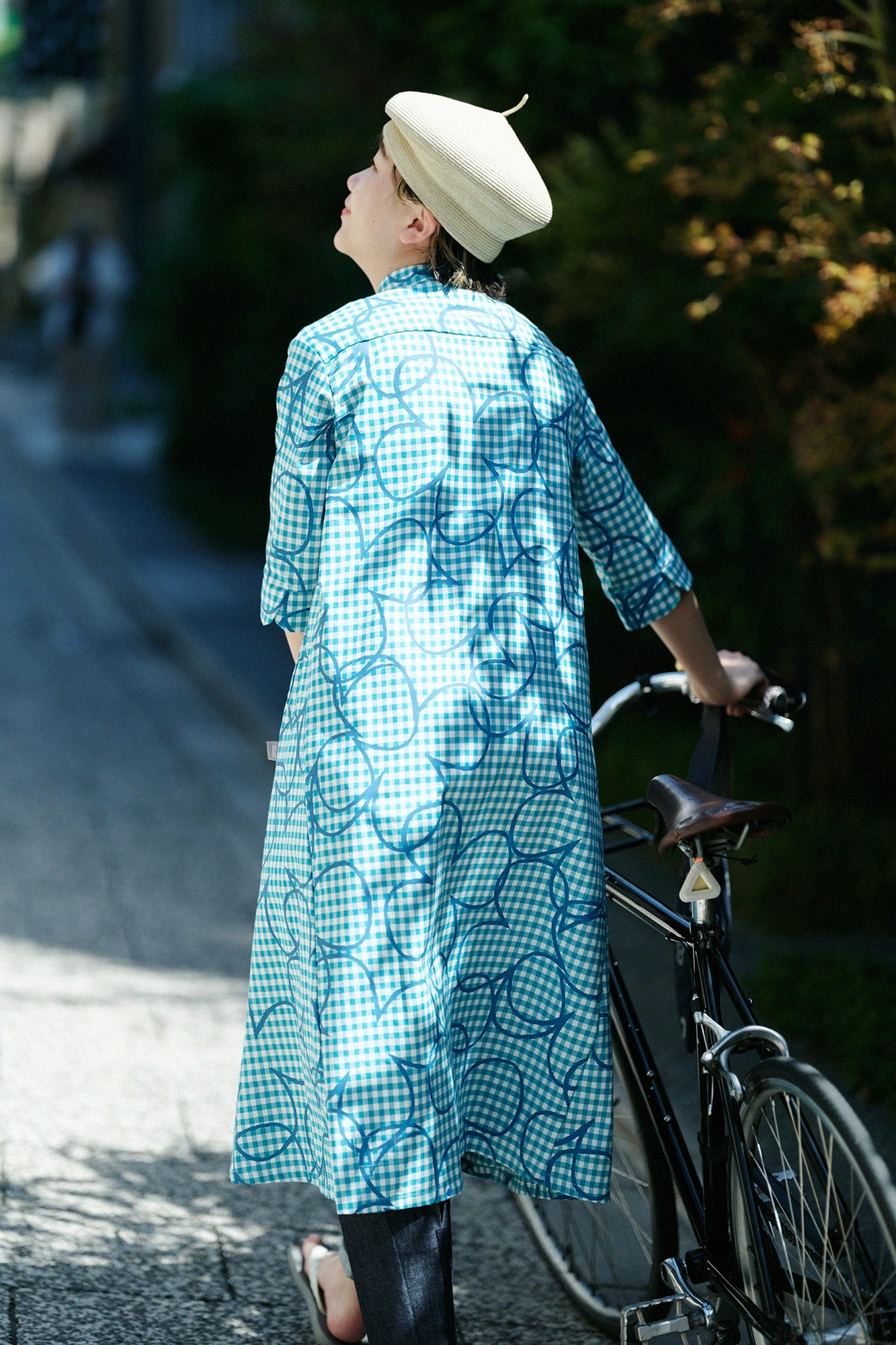 'Height:'162 cm,'WearsTaille : »Women M,左下