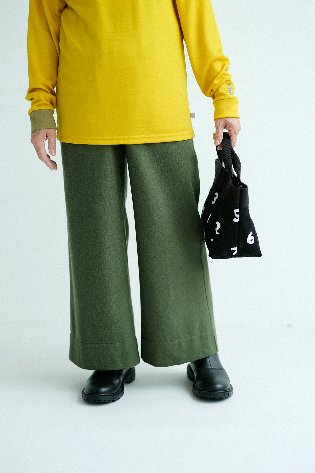 【預購】CORDURA® 耐磨羊毛 闊腿褲／苔色（※預計於12月9日左右發貨）