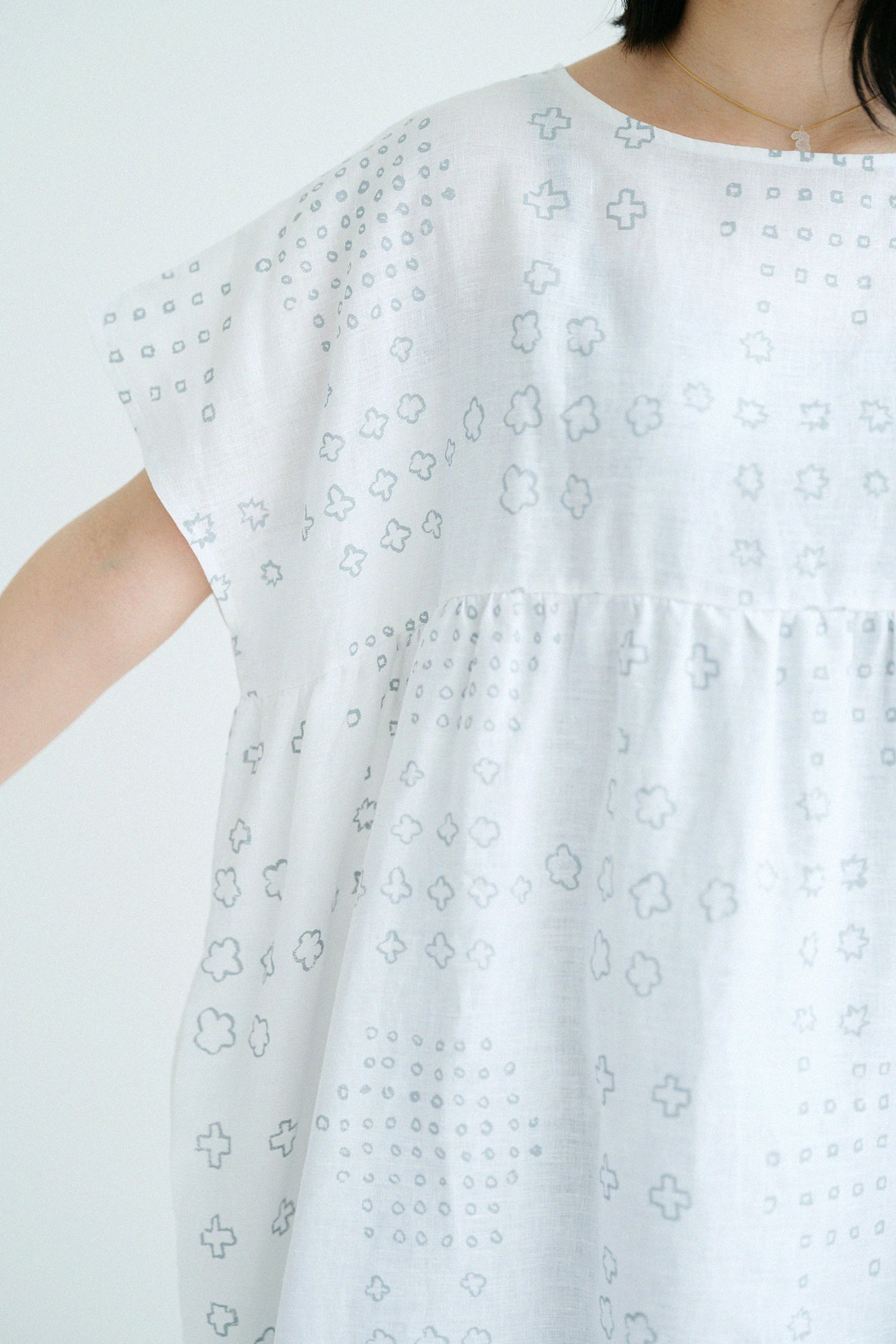 Linen Wrinkle One-piece／Mountain Hail White