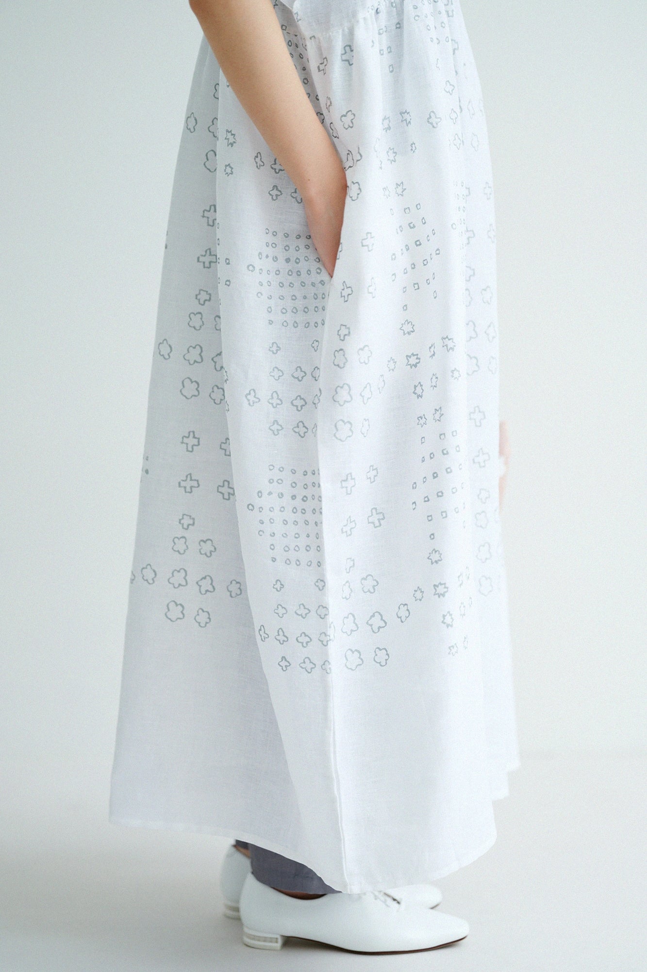 Linen Wrinkle One-piece／Mountain Hail White