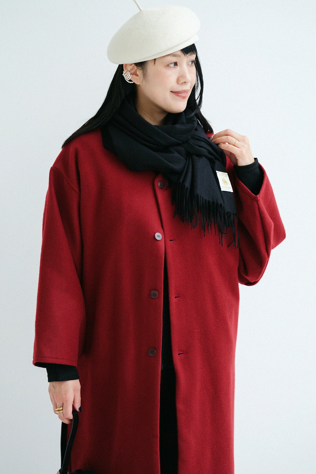 【กำหนดจัดส่งราววันที่ 17 พ.ย.】 BABYCASHMERE(R) ผ้าพันคอผ้าก๊อซ/สีดำหมึก 