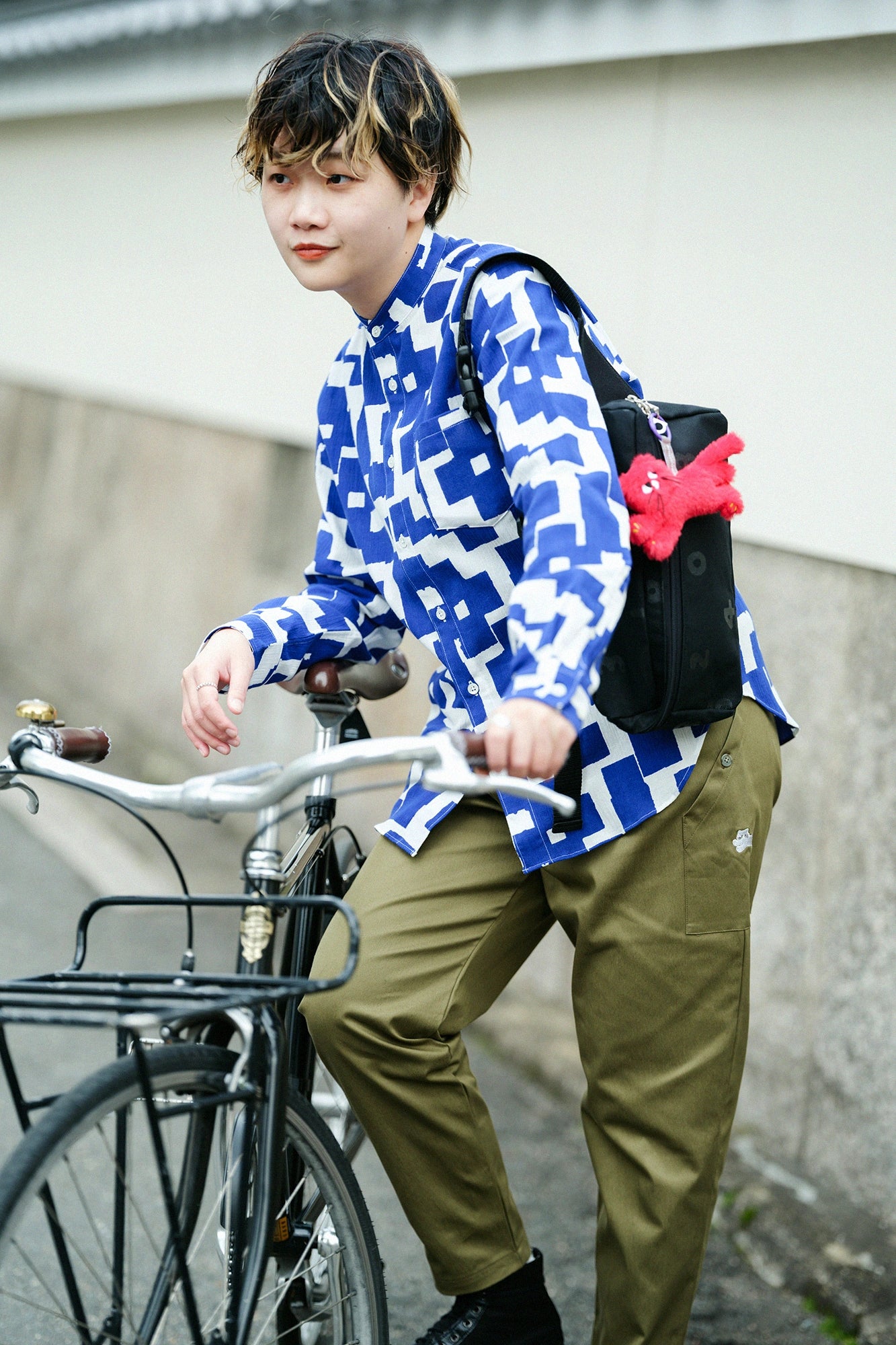 [Expédition prévue vers le 10 mars] Takashima Chijimi 20/20 Chemise à col montant/motif Ikubaku (Moyo)