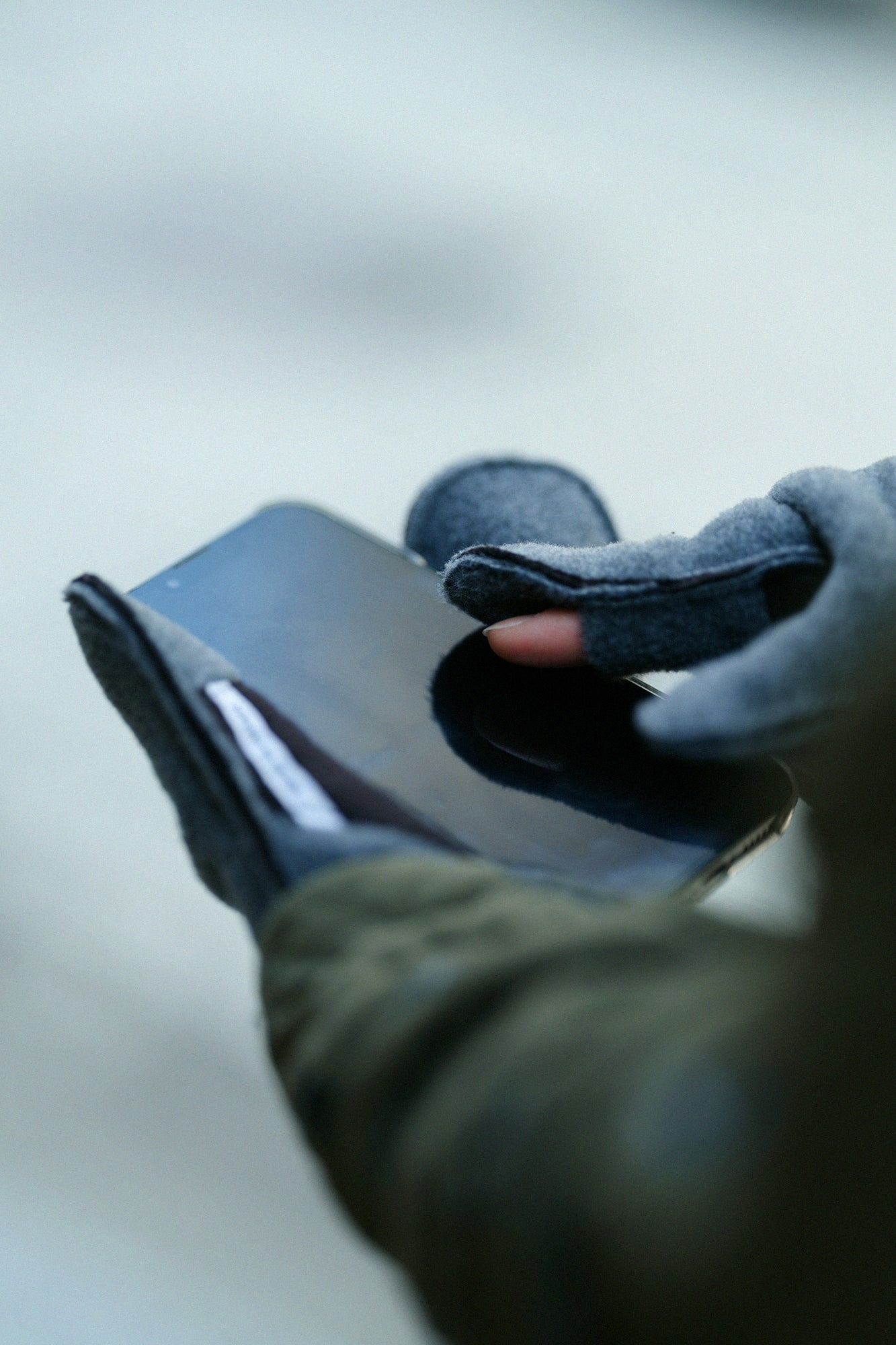 3 Fingers Gloves touch／Charcoal