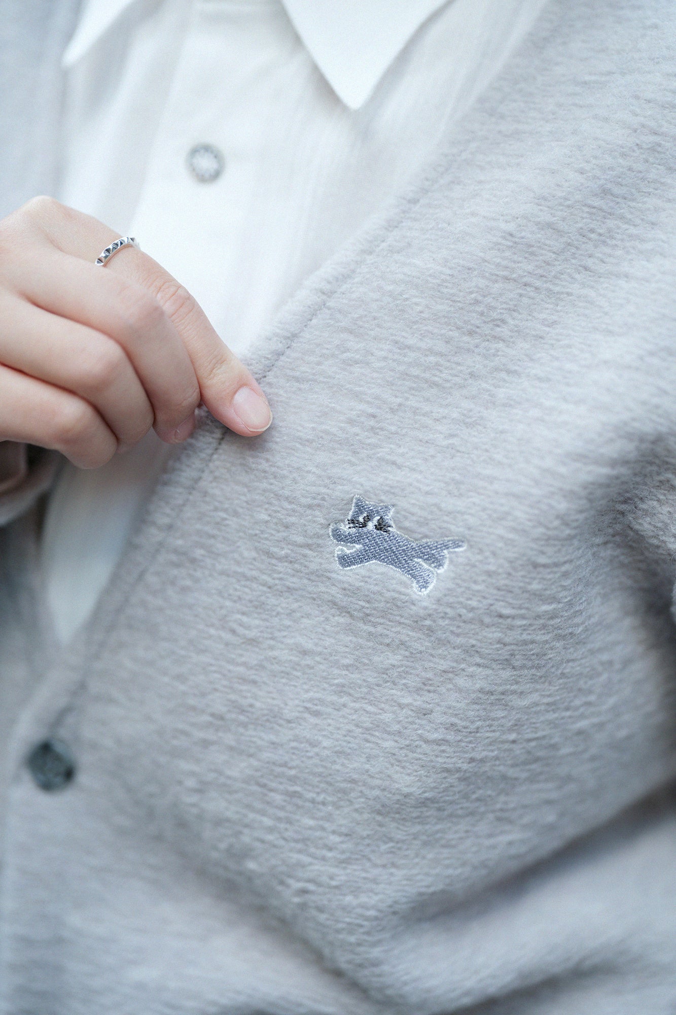 義大利毛絨針織 V領L/S外套／雪白色