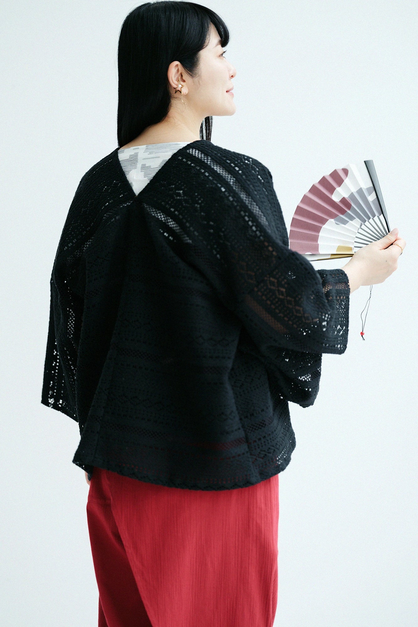 透かし幾何刺繍（きかししゅう） はつき／濡羽色（ぬればいろ）