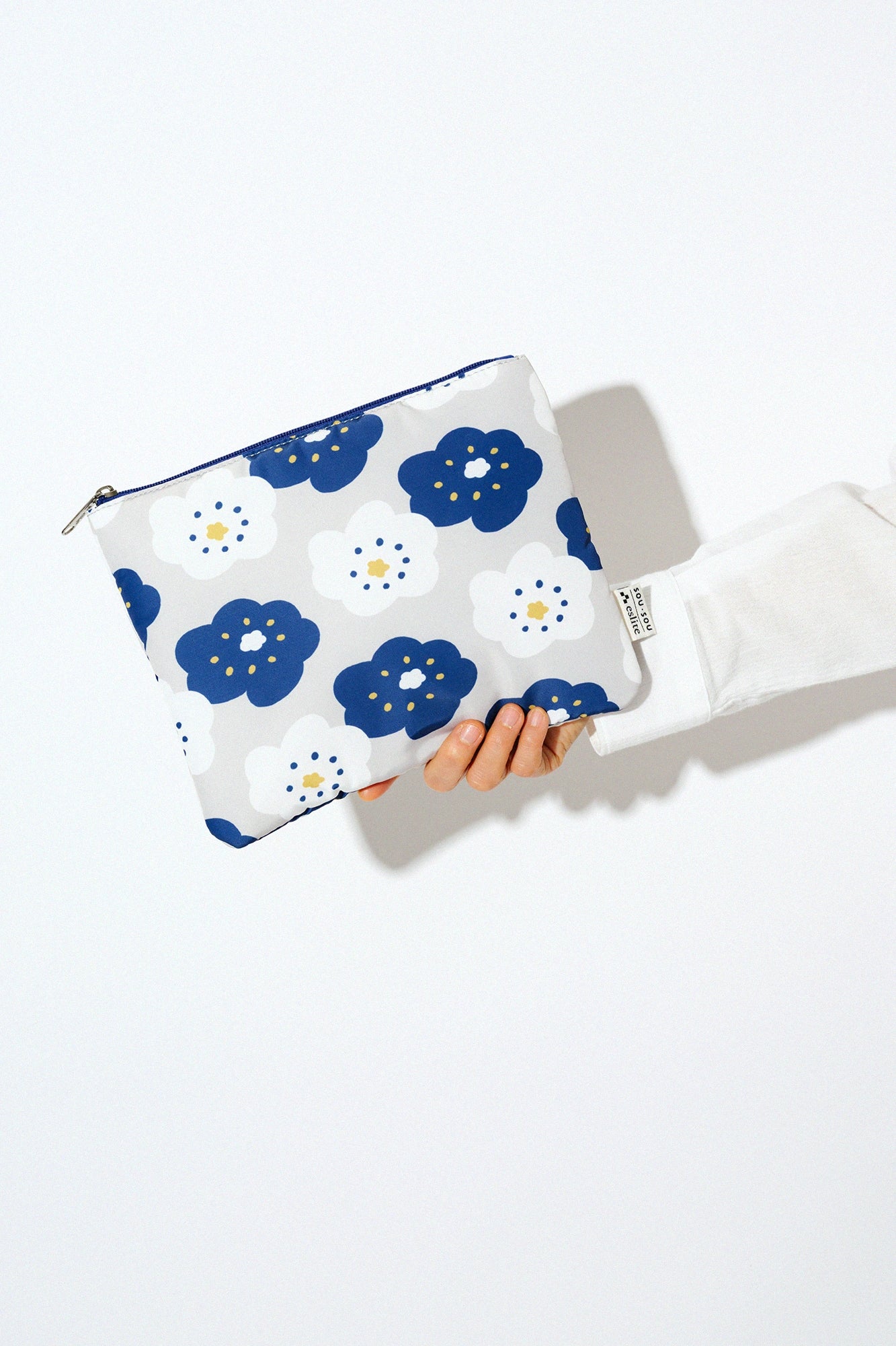 SOU・SOU×eslite bookstore Flat Storage Pouch／Smile SF Blue
