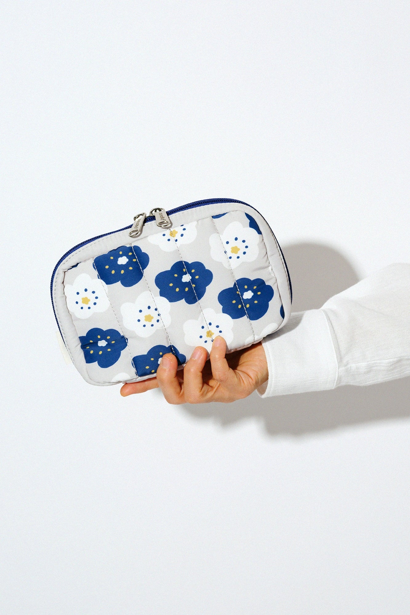 SOU・SOU×eslite bookstore Functional Storage Pouch／Smile SF Blue