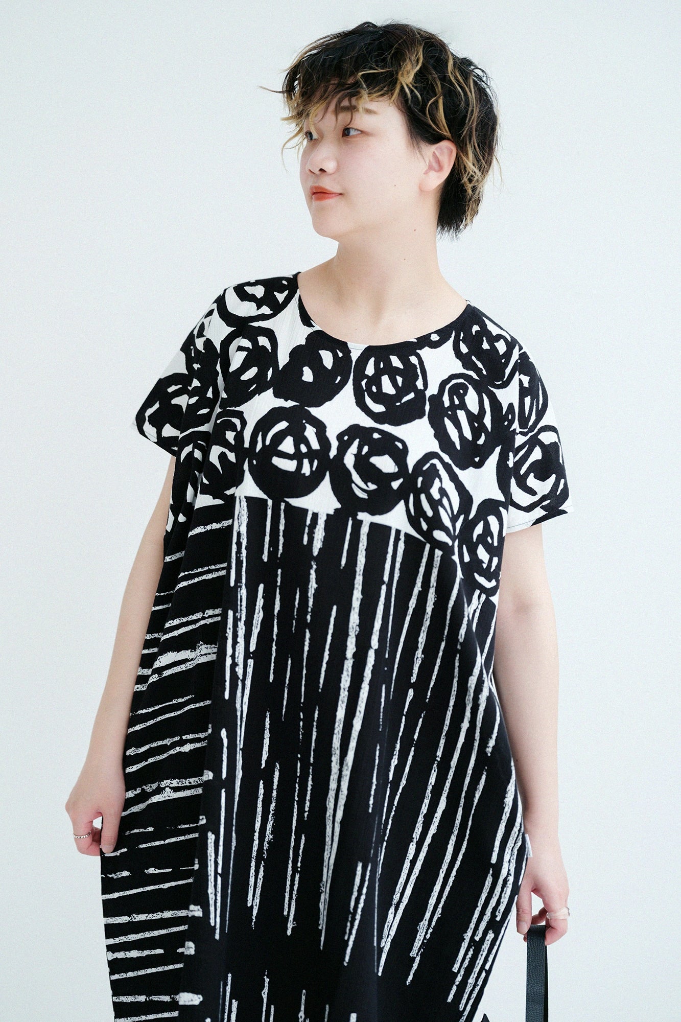 【4월 21일경 발송 예정】타카시마치지미 20/20 직사각형 원피스/ 소나무