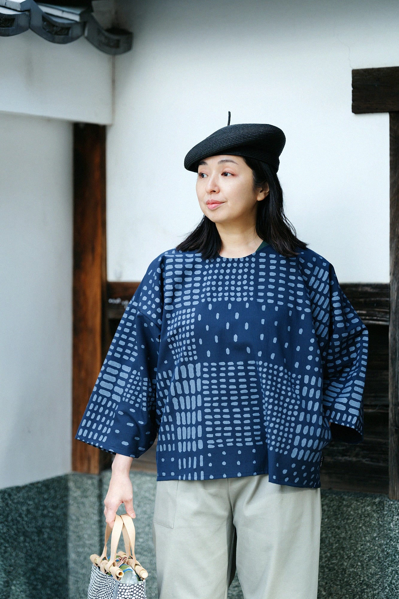 【3월 3일경 발송 예정】C/CM(R) 나기나타 사각형옷／시키이시 남색 