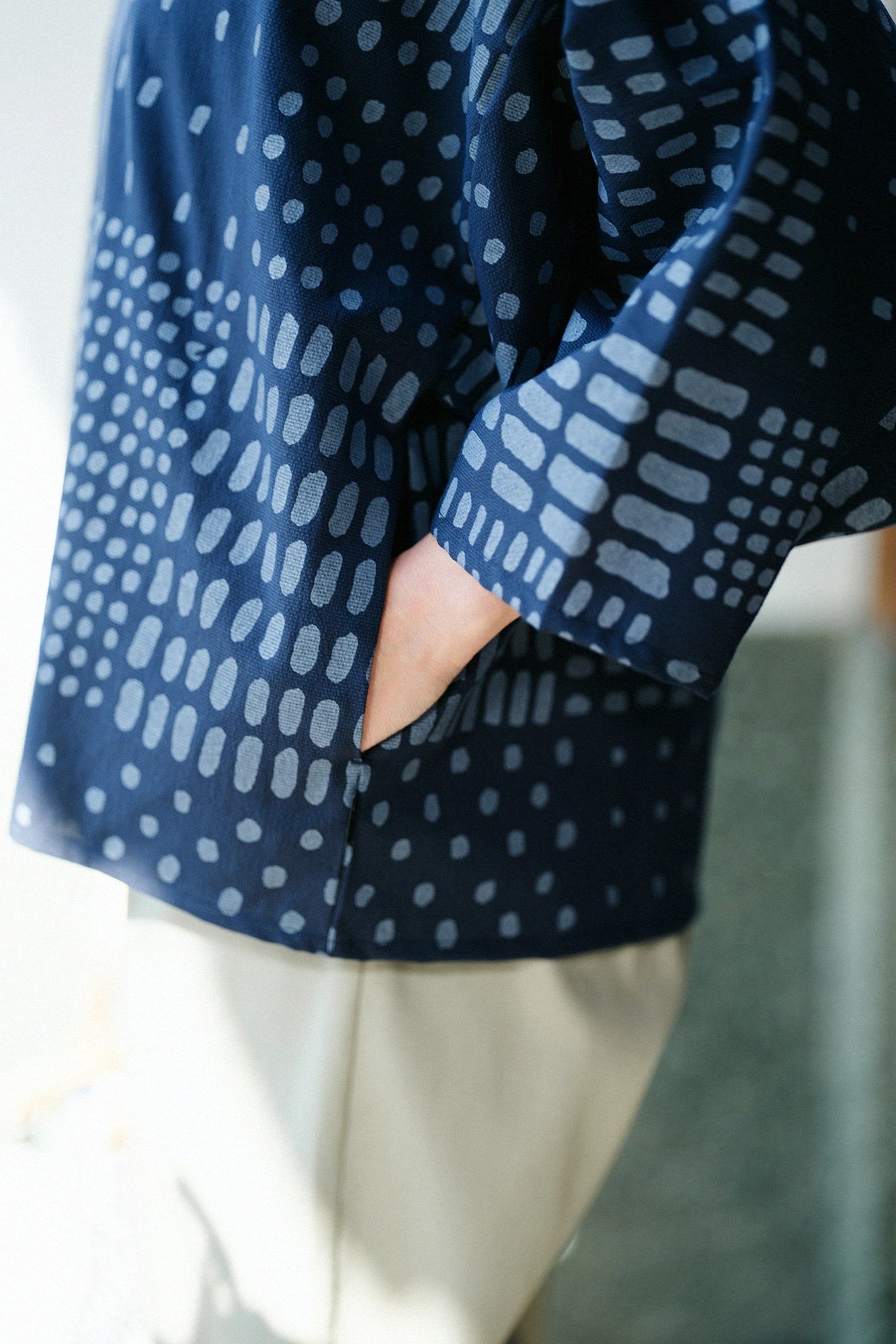 【3월 3일경 발송 예정】C/CM(R) 나기나타 사각형옷／시키이시 남색 