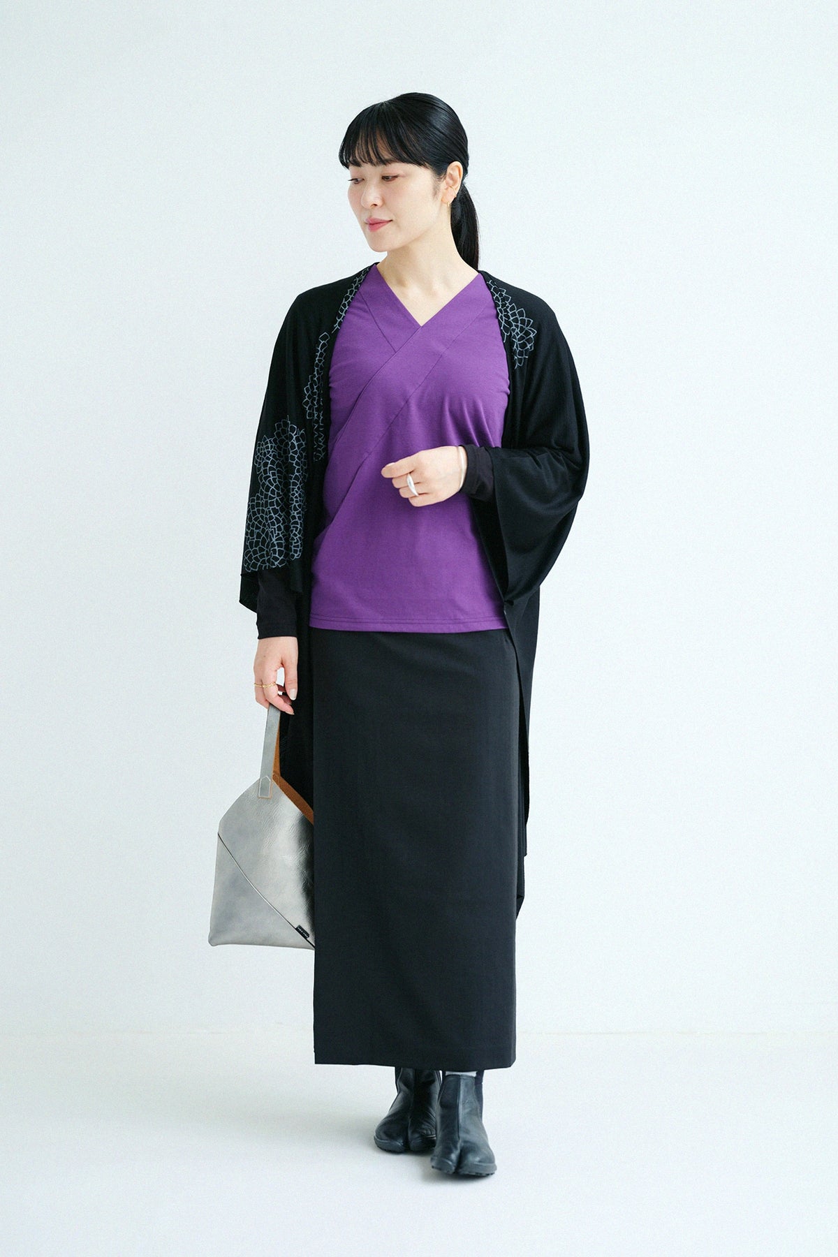 Height: '166cm, 'Wears: 'Women F