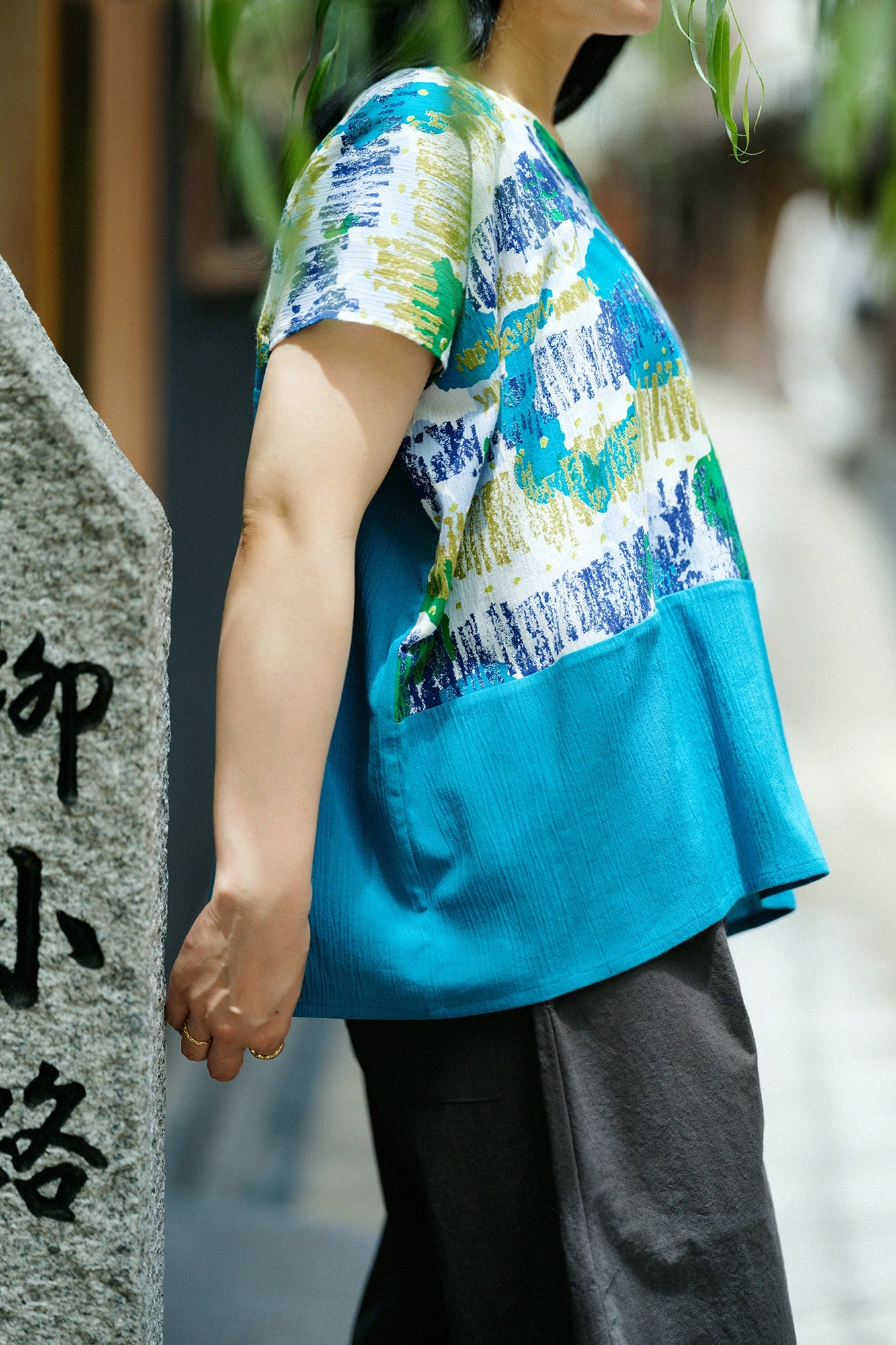 【Ships ard. 6/23】Chizimi Cotton 20/20 Square Top Bi-color Pattern on Shoulder / Aspiration×Pale Blue Green