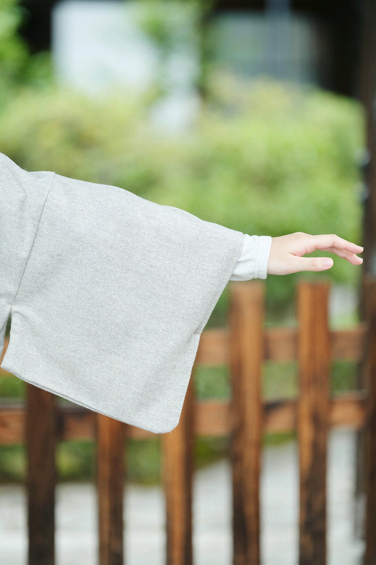 【Ships Ard 9/22】Super 100's Wool Hatsuki Cardigan／Beige