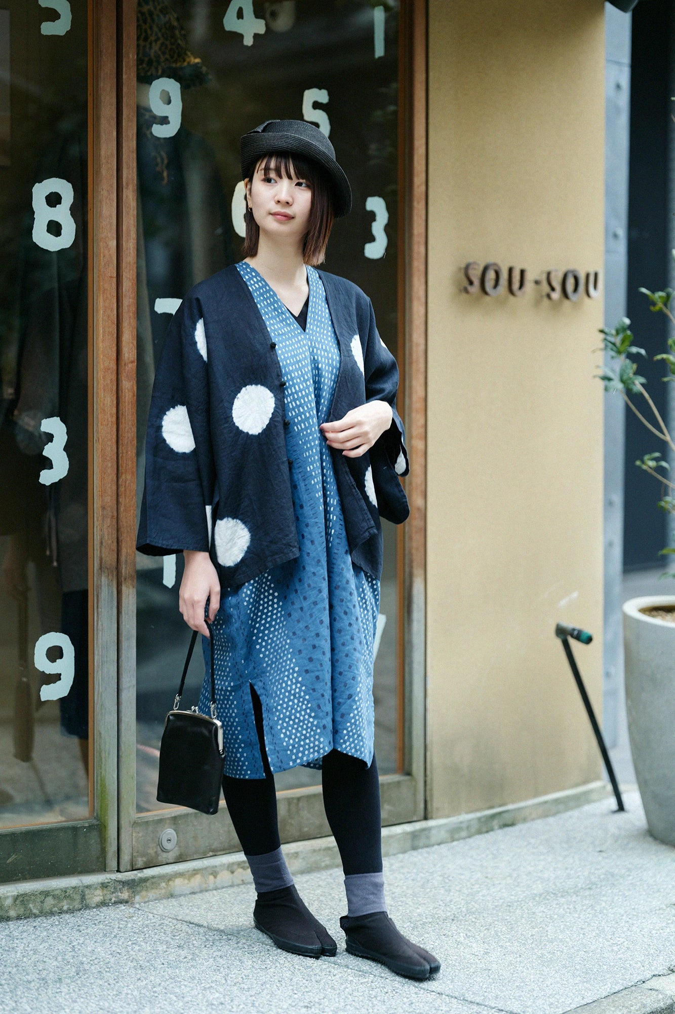 【Scheduled to ship around Mar 3】Bi-color Leggings  ／Black×Dark Grey