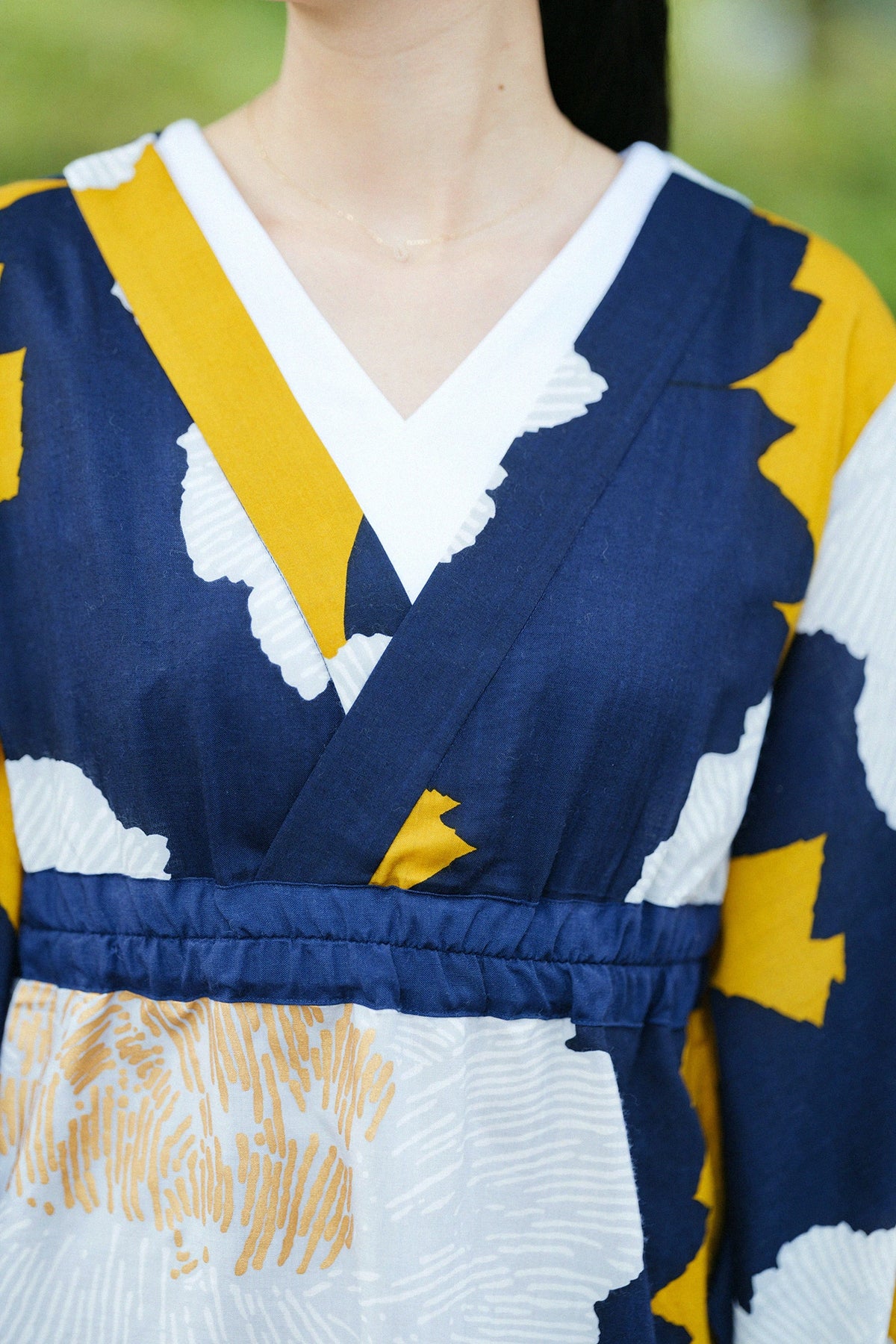 【คาดว่าจะจัดส่งราววันที่ 22 กันยายน】เสื้อผ้ามีแขน Mosurin／พีโอนี 黄昏月 
