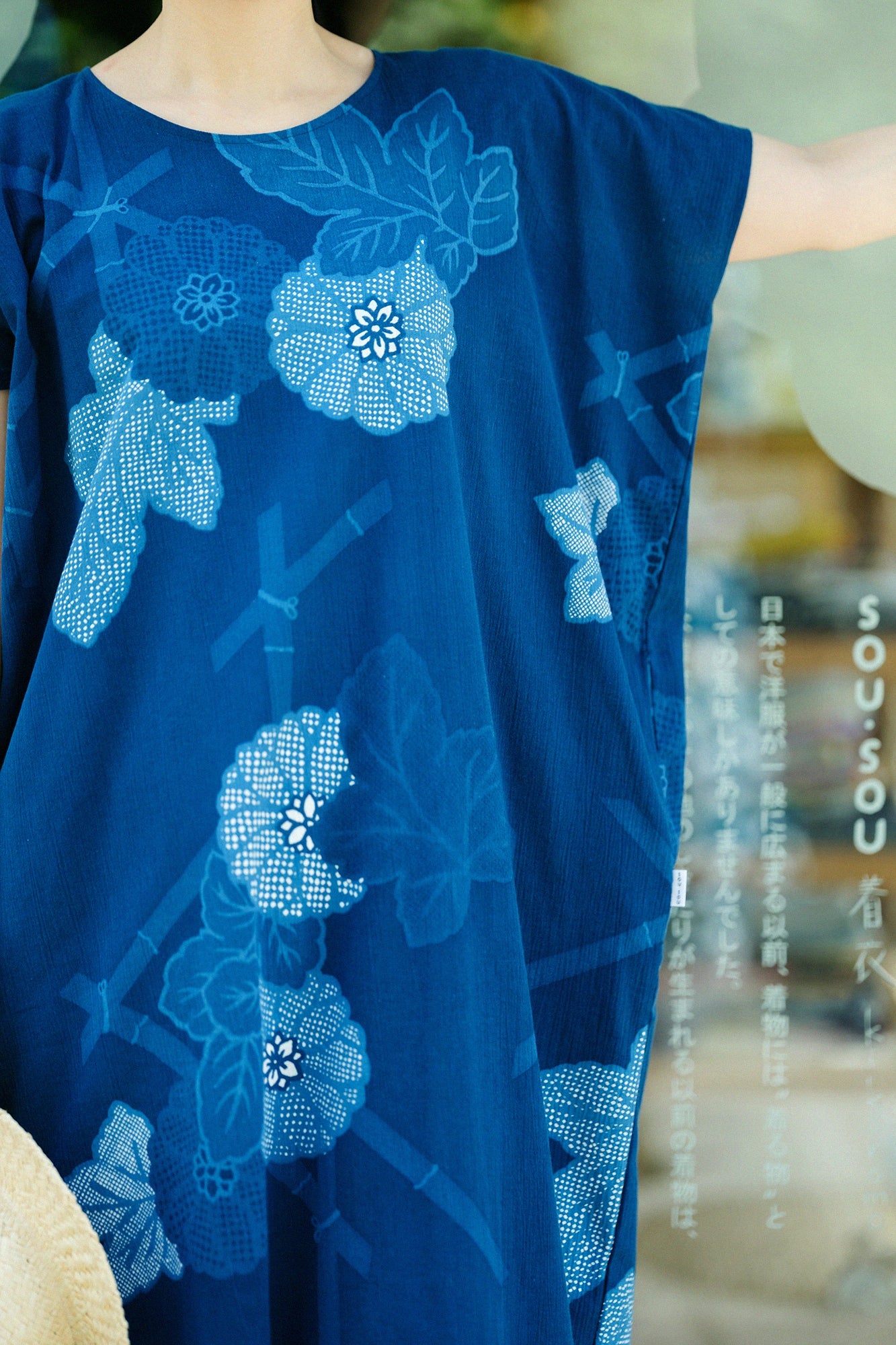 【Ships ard. 6/23】Chizimi Cotton 20/20 Ainasen Rectangular Dress / Fenced Chrysanthemum-Recreation