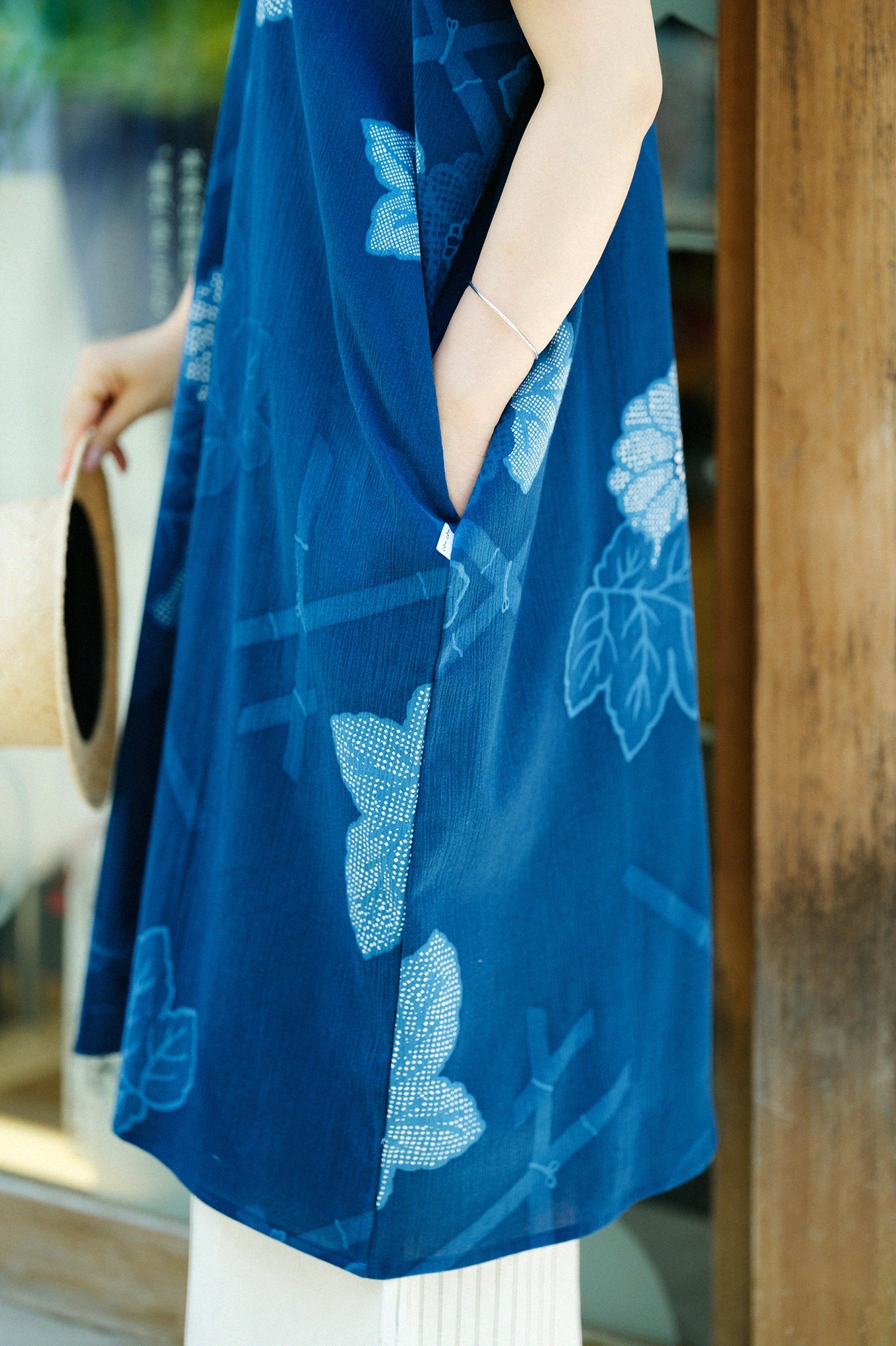 【Ships ard. 6/23】Chizimi Cotton 20/20 Ainasen Rectangular Dress / Fenced Chrysanthemum-Recreation
