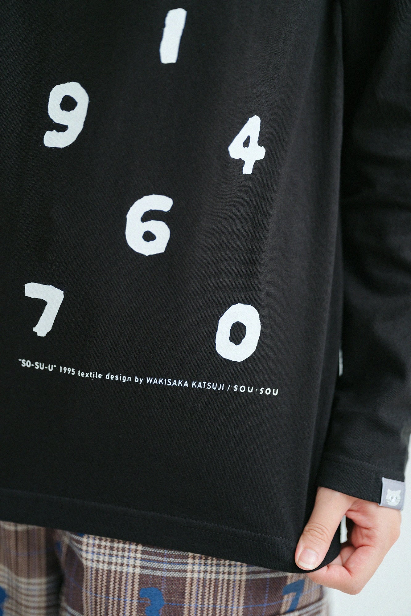 【9월29일경발송예정】SO-SU-U 긴 소매T셔츠 [5.6]/블랙 X 화이트