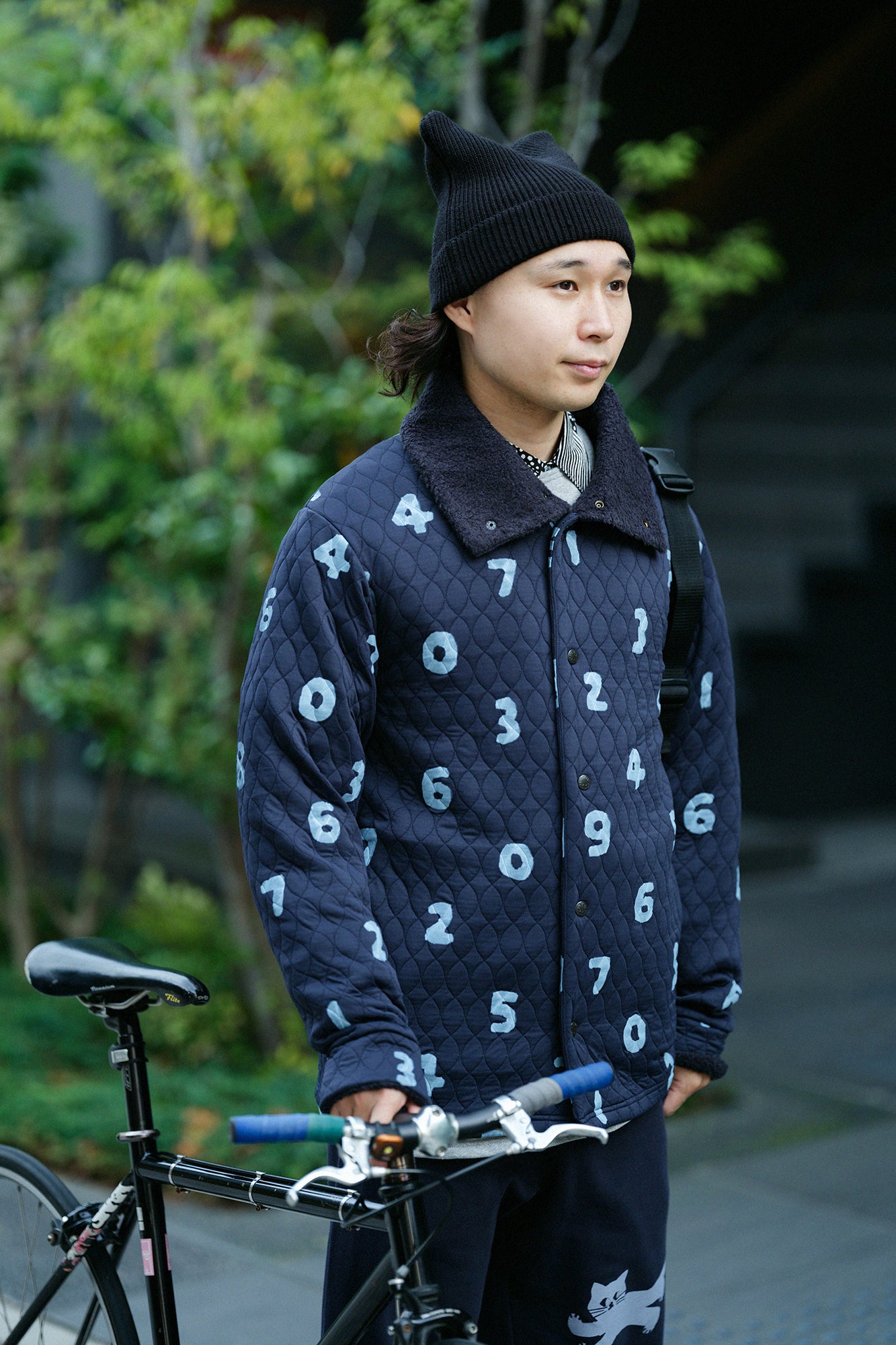 A.S 絎縫緹花 高領開襟外套／SO-SU-U十數 深藍色