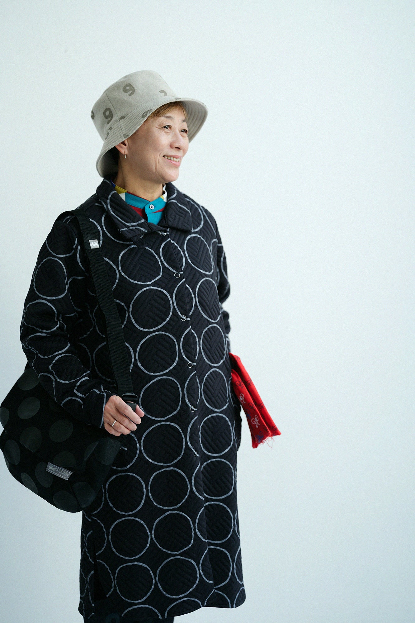 絎縫緹花  SANPO連身裙／排圈圈 黑色