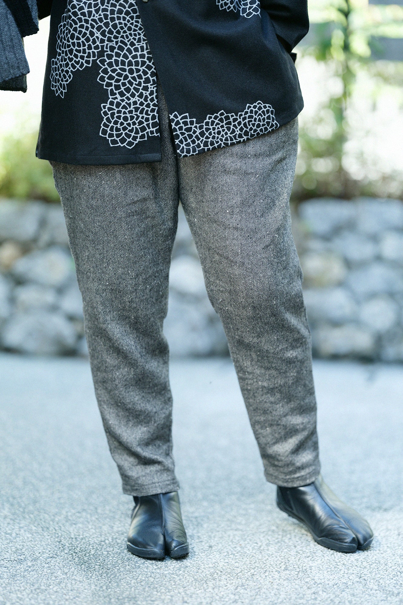 麻絹毛混 二褶 細腿褲／黑灰色