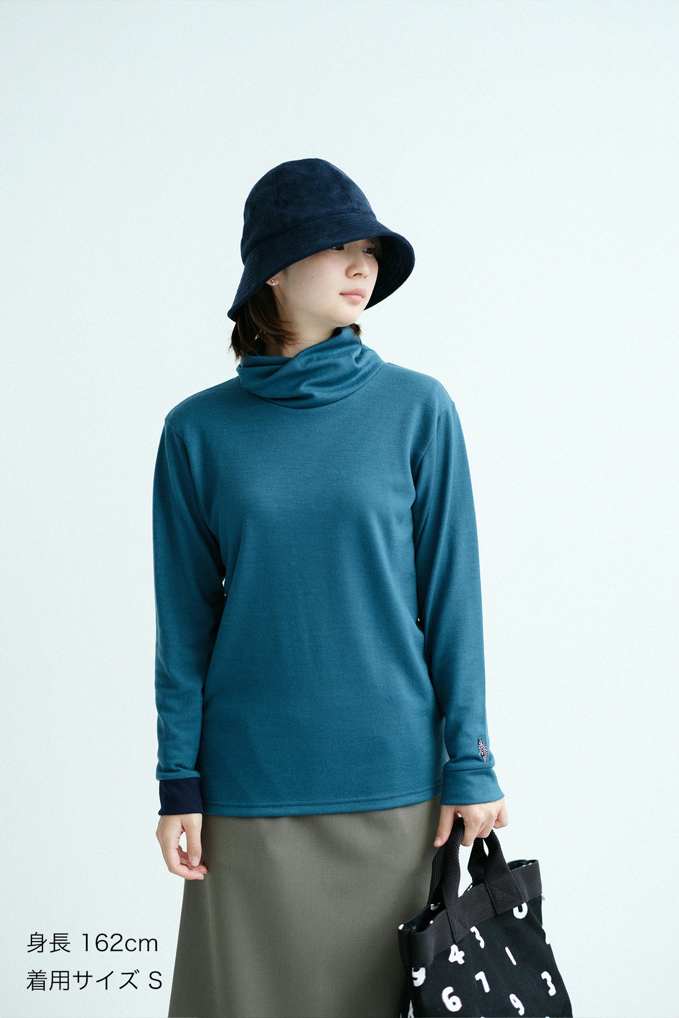 【預購】平針織 可洗羊毛 造型高領L/S長版上衣／藍色（※預計於12月9日左右發貨）