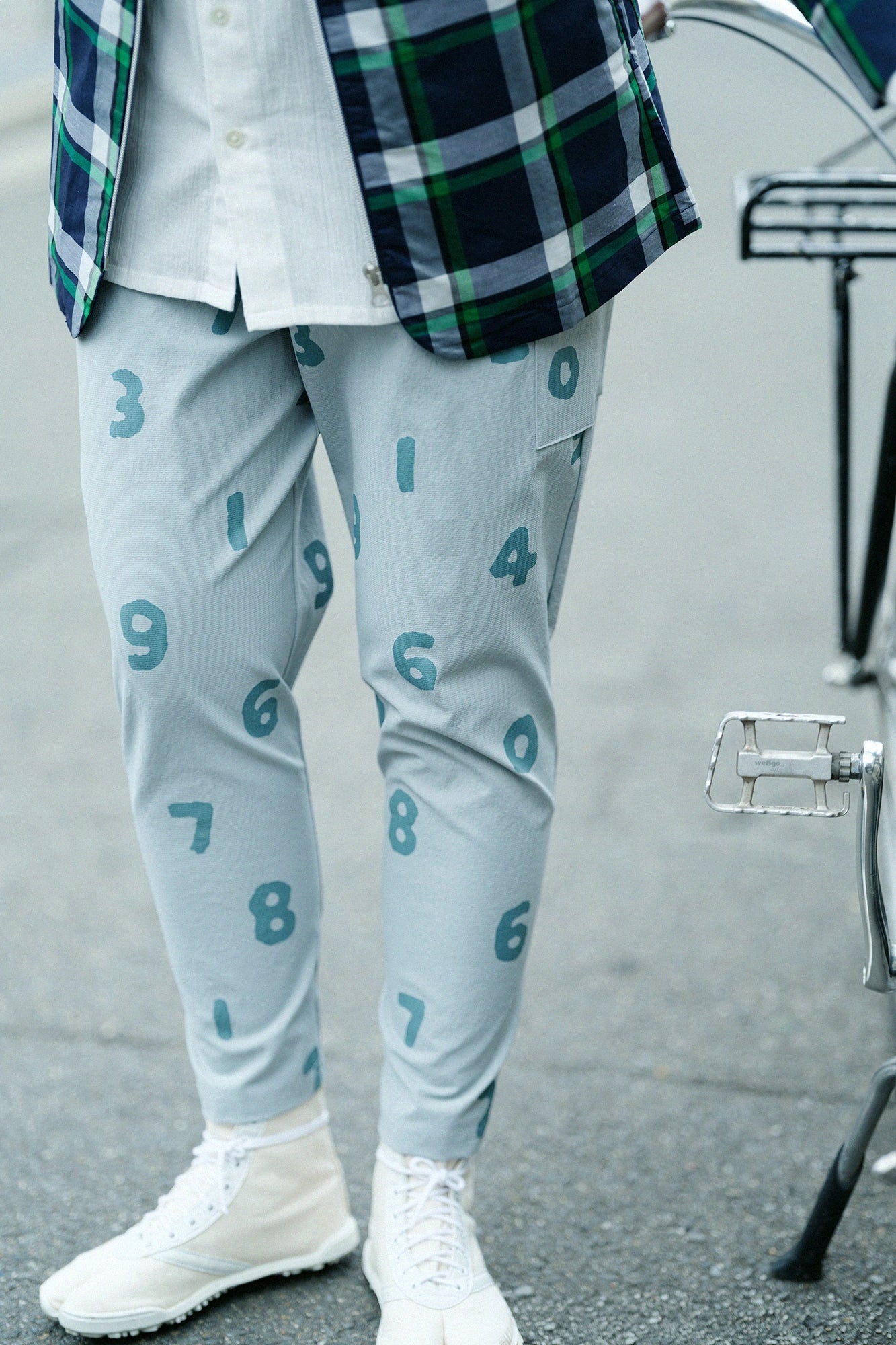 [Versand voraussichtlich um den 10. März] Grosgrain Stretch BIKE Jodouvre/SO-SU-U bleigrau