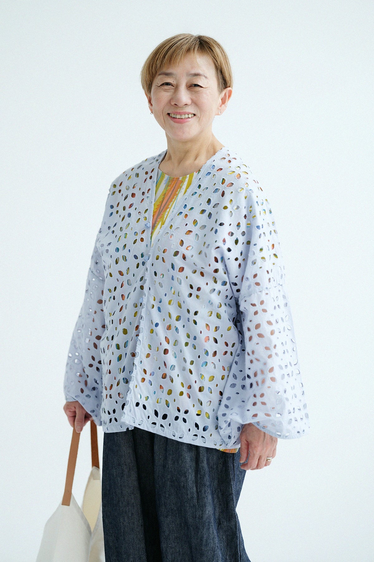 [Expédition prévue vers le 21 avril] Broderie de fleurs ajourées Hatsuki/Sorairo Nezu