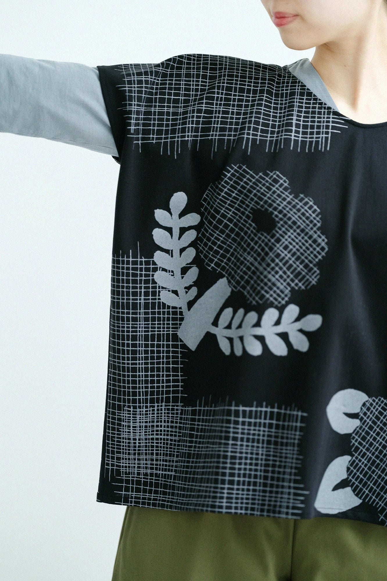 【3월 3일경 발송 예정】아미 사각형옷／츠레즈레 오샤베리 검은색 