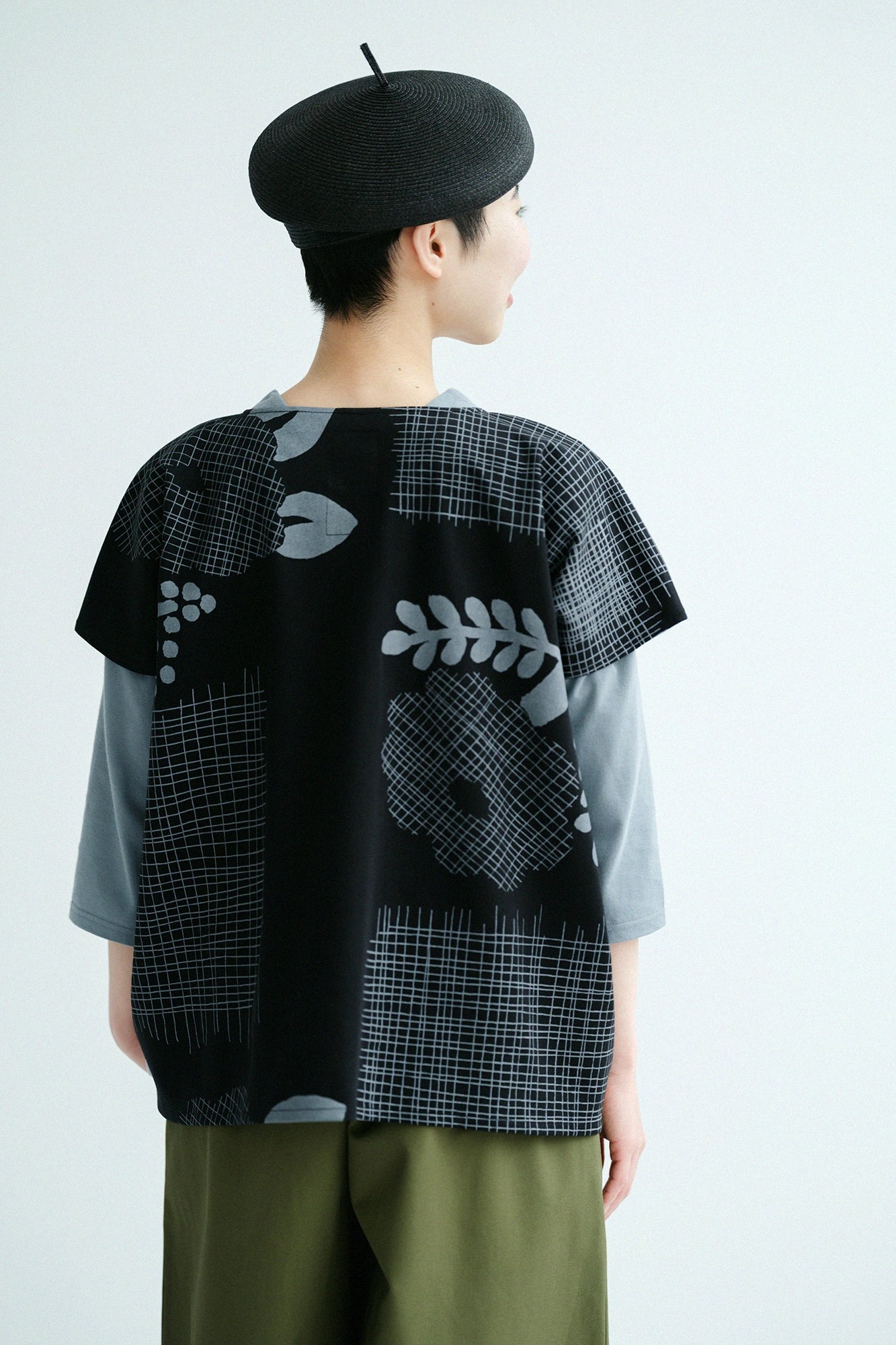 【3월 3일경 발송 예정】아미 사각형옷／츠레즈레 오샤베리 검은색 