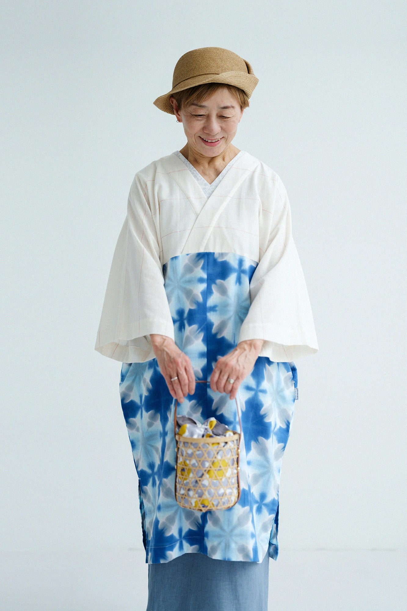 まり木綿 有松鳴海絞り 伊勢木綿 大帷（おおかたびら）／縞文（しまぶん）×雪花（せっか） 花筵（はなむしろ） 薄群青（うすぐんじょう）