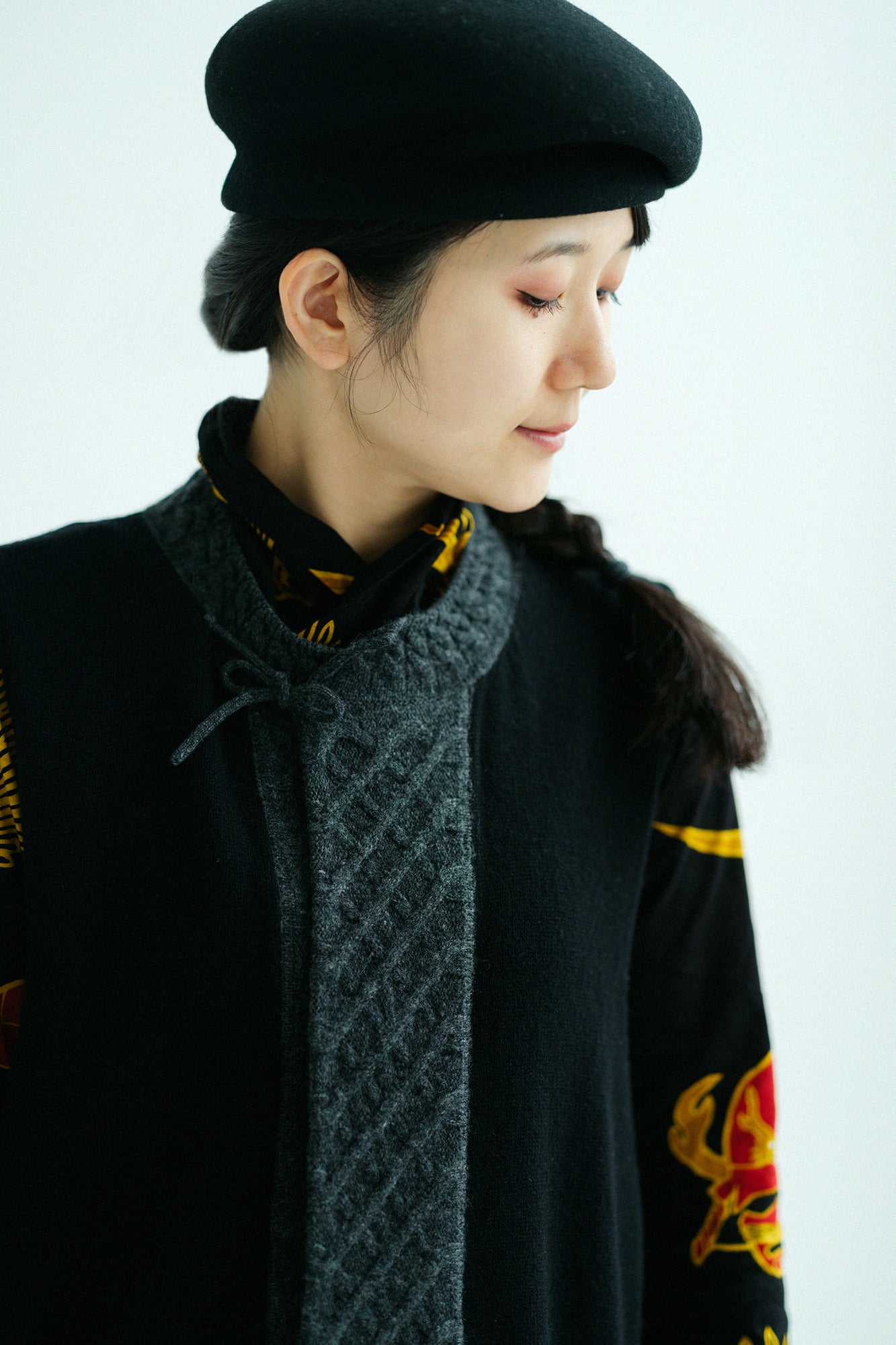 SOU・SOU×ALPHA Lamb Wool Chou-fuku Vest / Black×Dark Grey