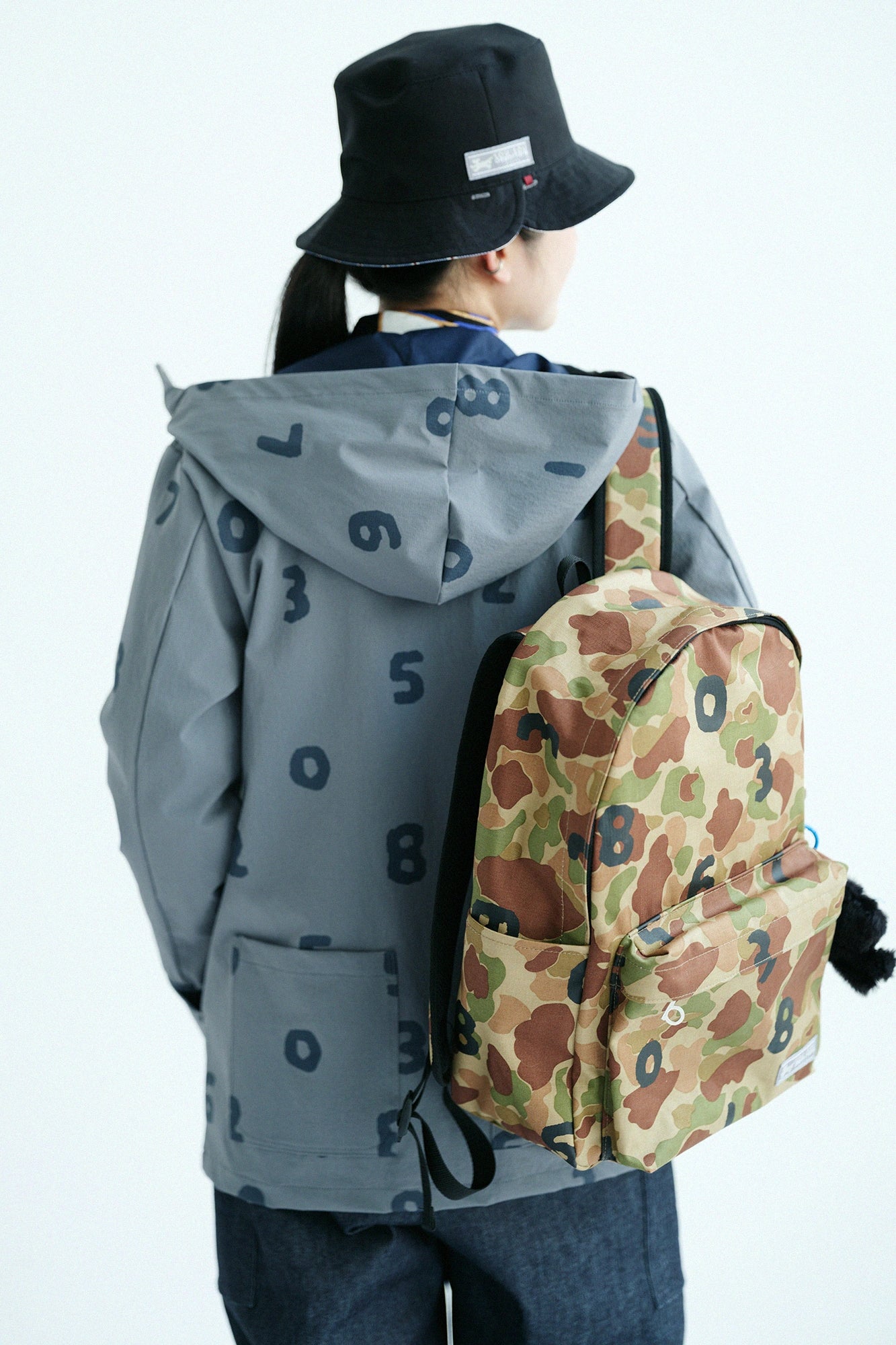 [Versand voraussichtlich um den 10. März] Ripsband-Stretch-BIKE-Parka/SO-SU-U Stahlgrau